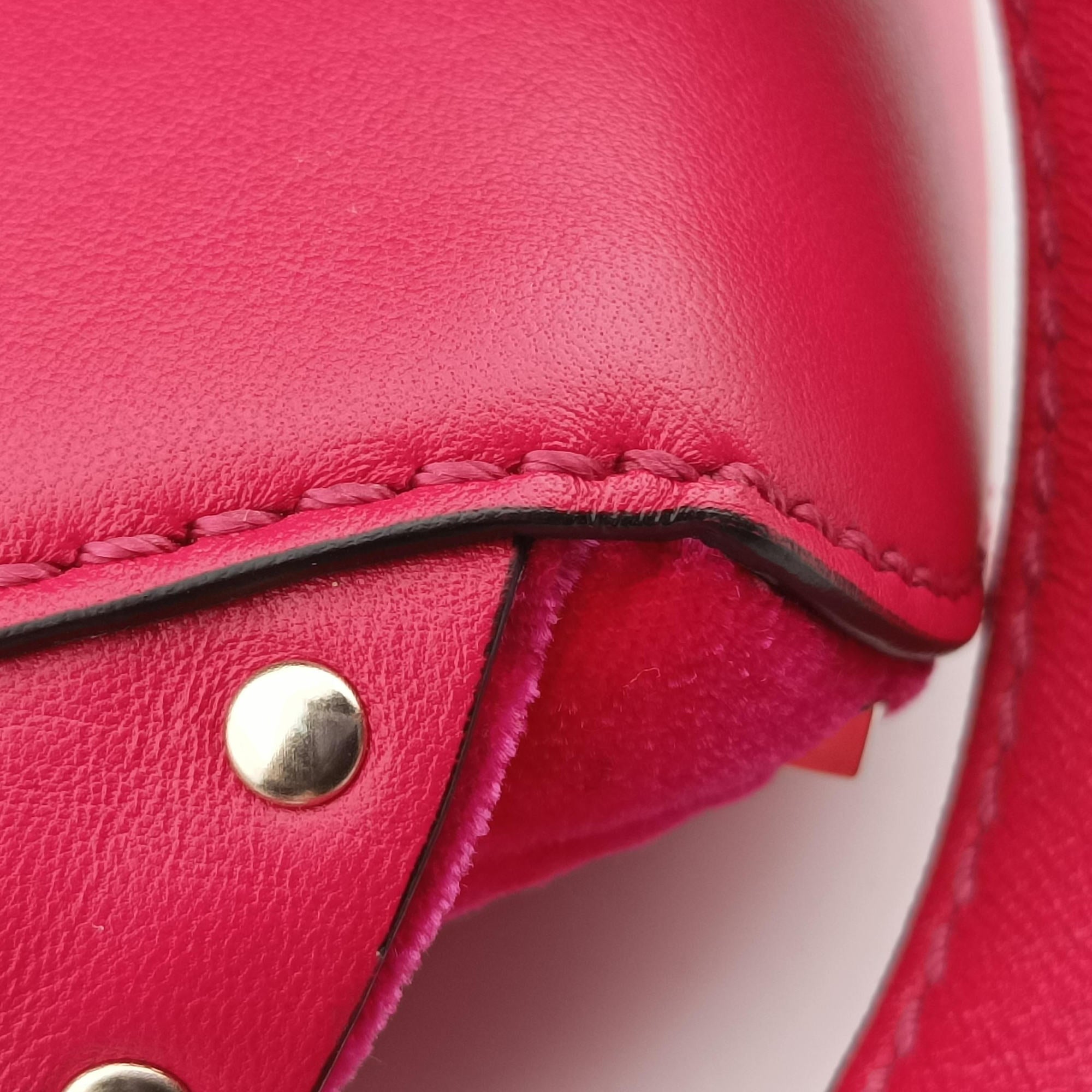 Rockstud Red Velvet GF-QB46VLL2ロックスタッズ レッド ベルベット GF-QB46VLL2