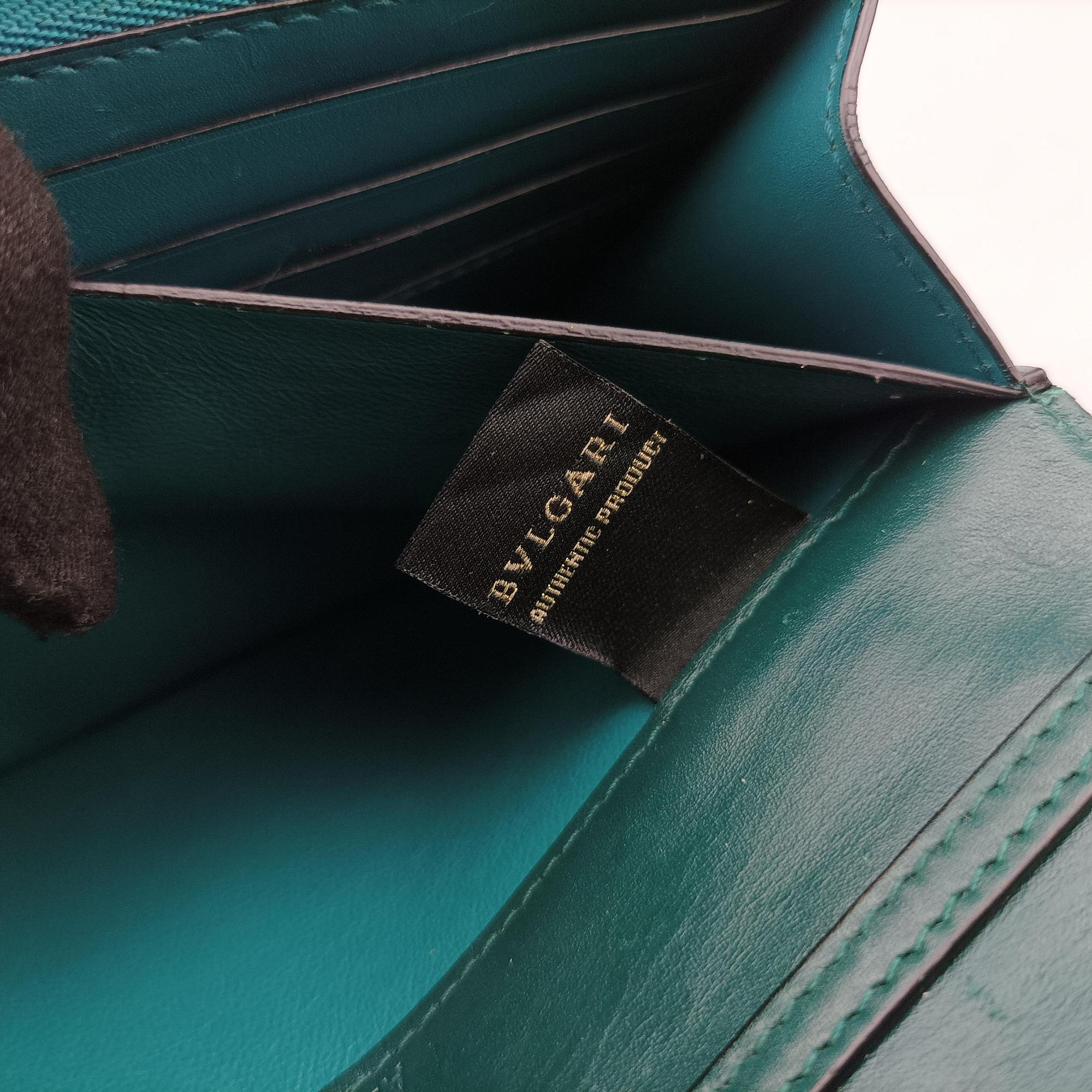 SERPENTI FOREVER Green Leather 2990768Yセルペンティ フォーエバー グリーン レザー 2990768Y