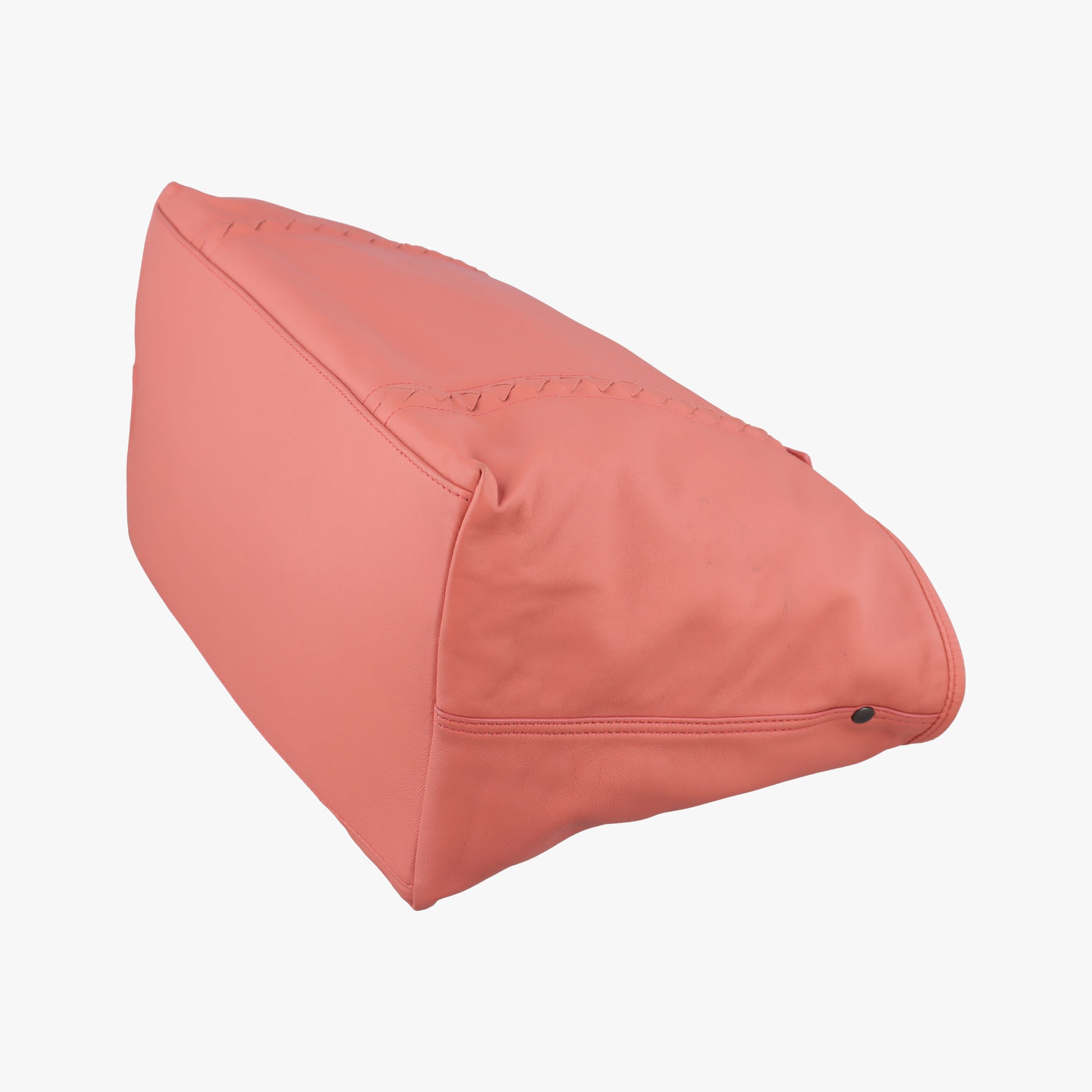 Intrecciato Coral Pink Lambskin IC Chipイントレチャート コーラルピンク ラムスキン ICチップ