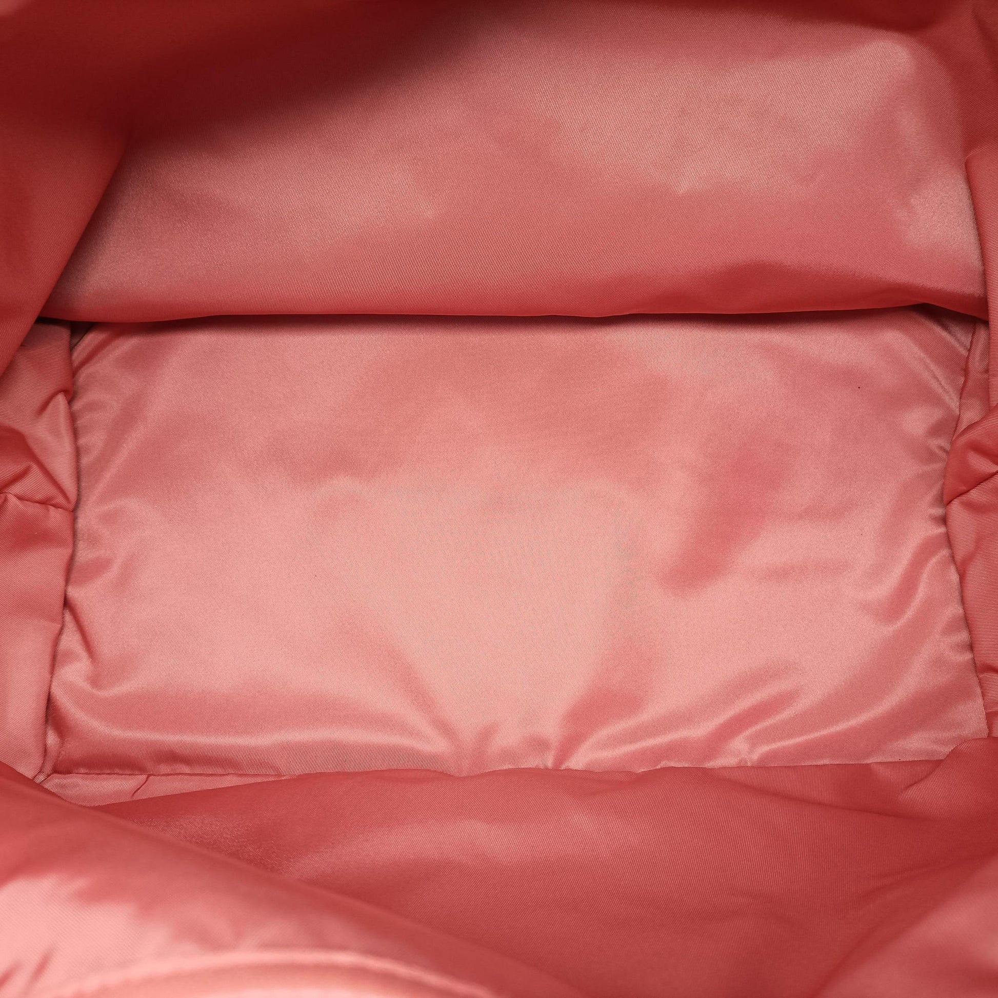 Intrecciato Coral Pink Lambskin IC Chipイントレチャート コーラルピンク ラムスキン ICチップ