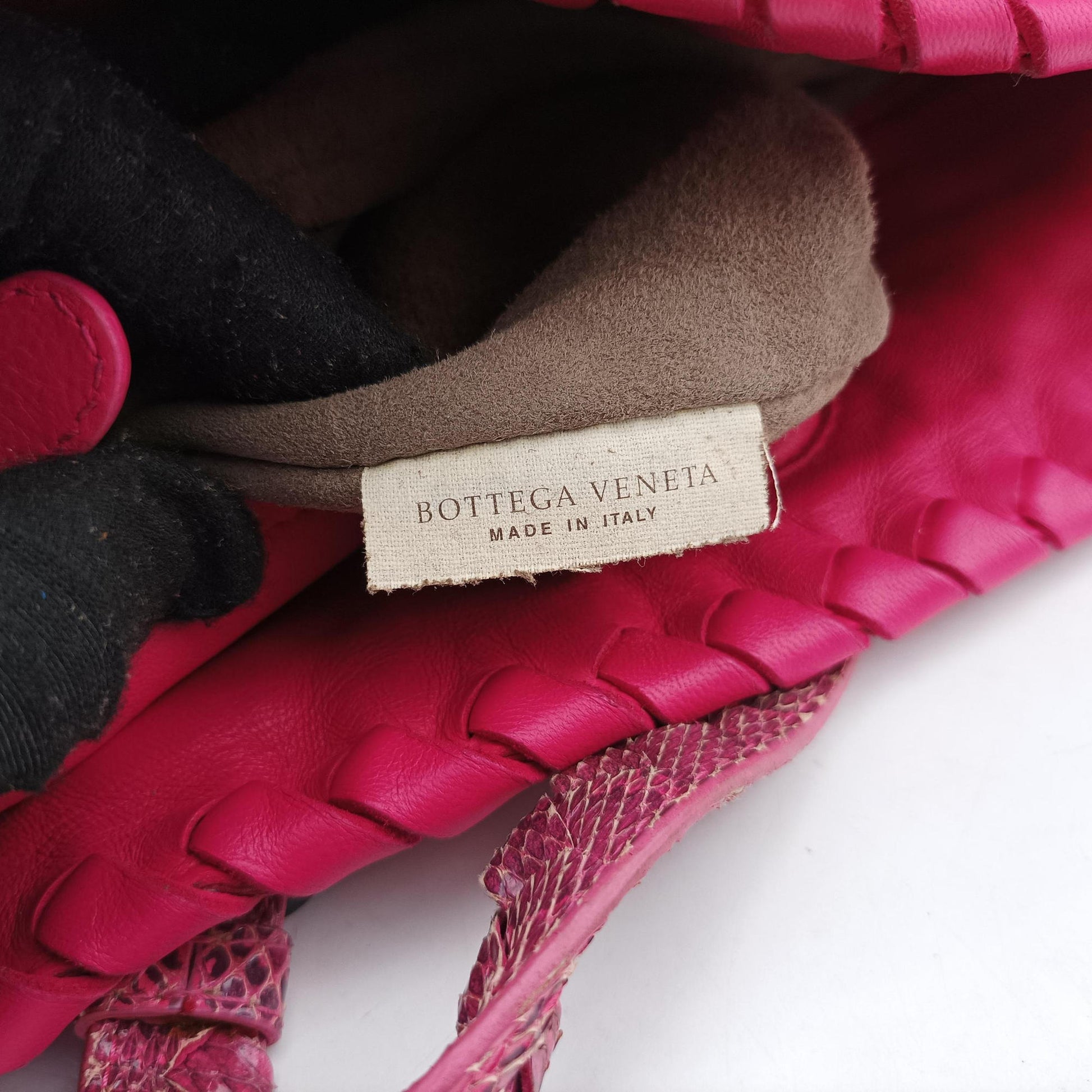 Intrecciato Pink lambskin B00113340Rイントレチャート ピンク ラムスキン B00113340R