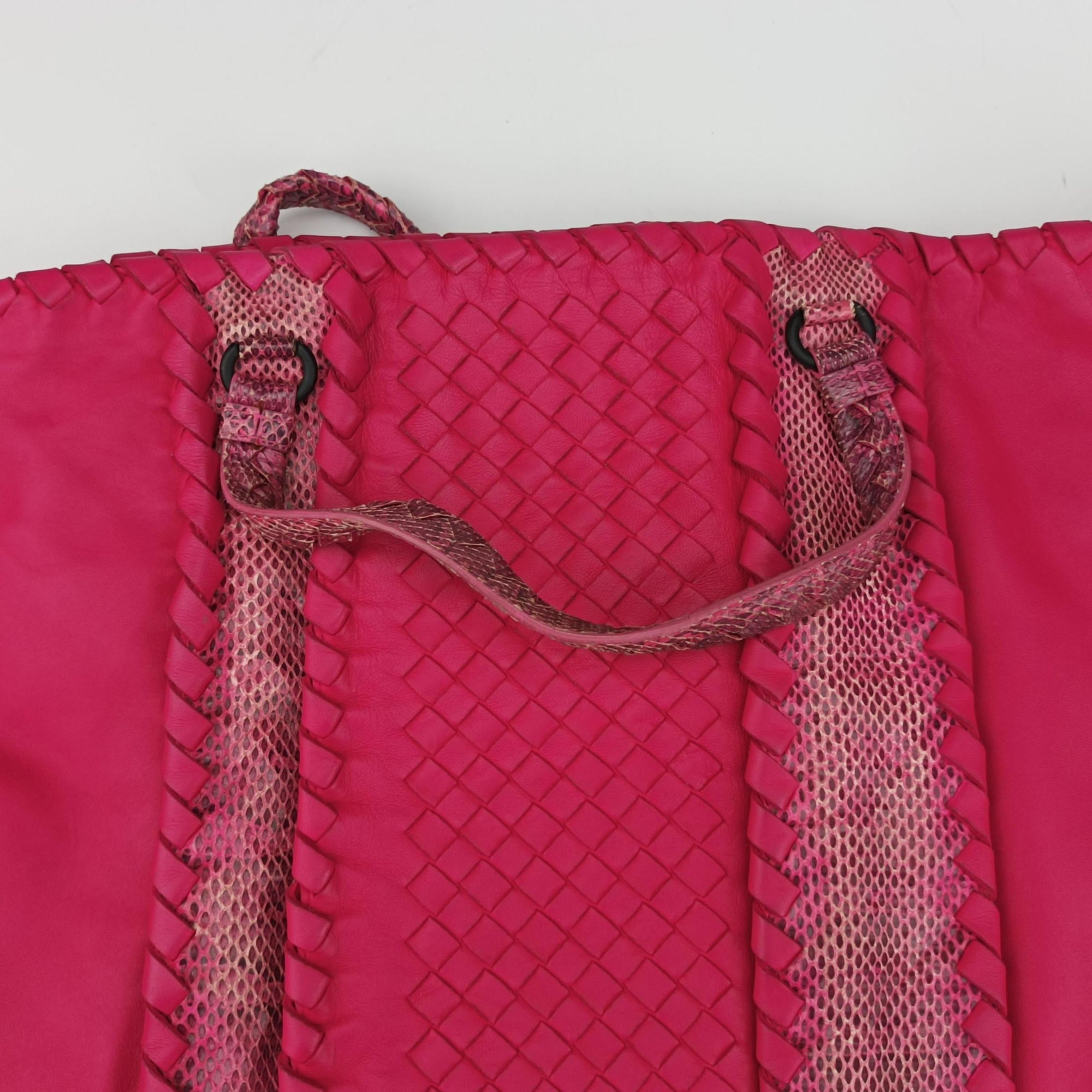 Intrecciato Pink lambskin B00113340Rイントレチャート ピンク ラムスキン B00113340R