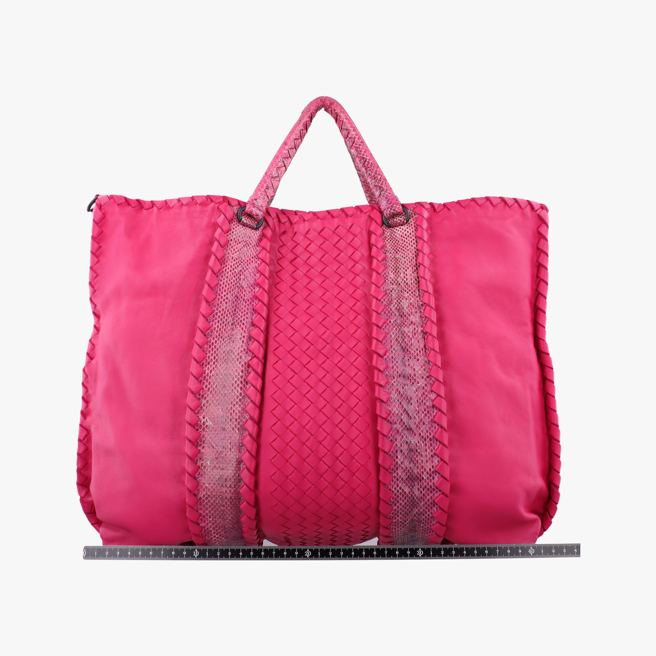 Intrecciato Pink lambskin B00113340Rイントレチャート ピンク ラムスキン B00113340R