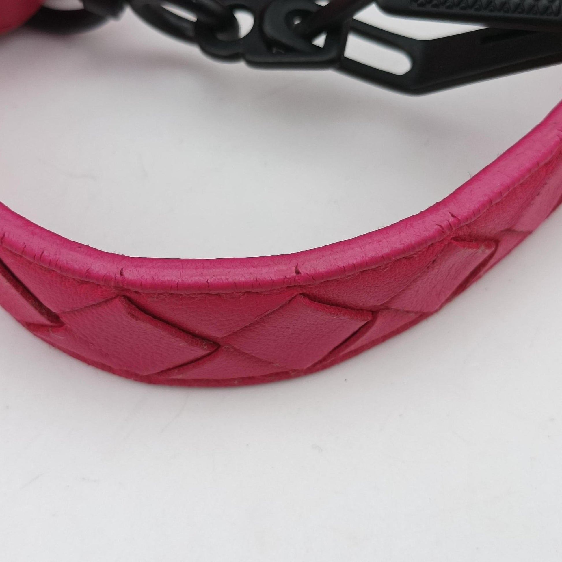 Intrecciato Pink lambskin B00113340Rイントレチャート ピンク ラムスキン B00113340R
