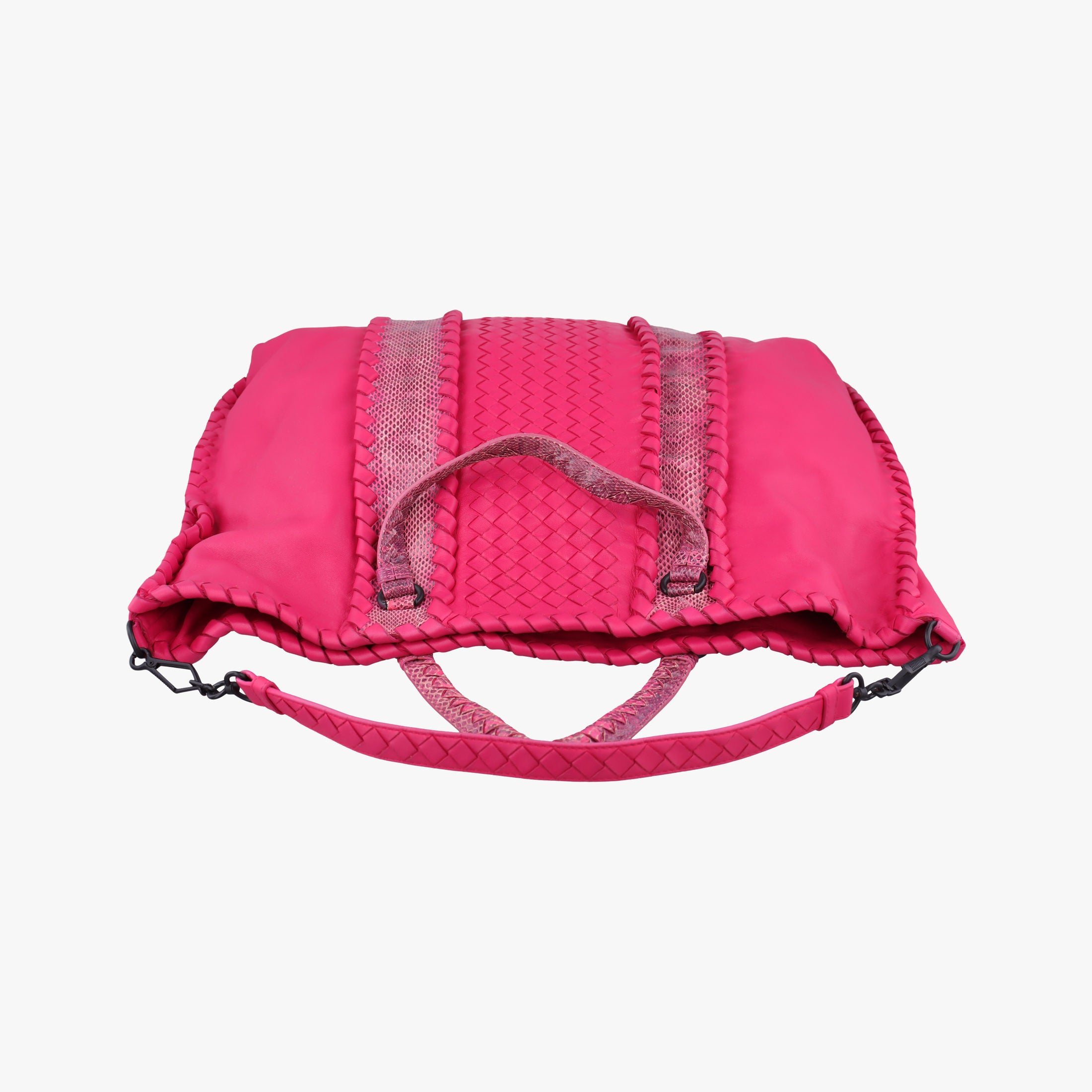 Intrecciato Pink lambskin B00113340Rイントレチャート ピンク ラムスキン B00113340R