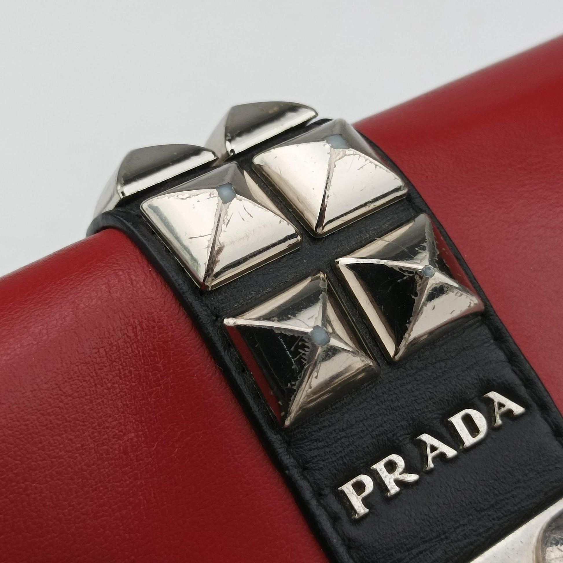 Elektra Studded Red Leather IDH061 62Dエレクトラ スタッズ レッド レザー IDH061 62D
