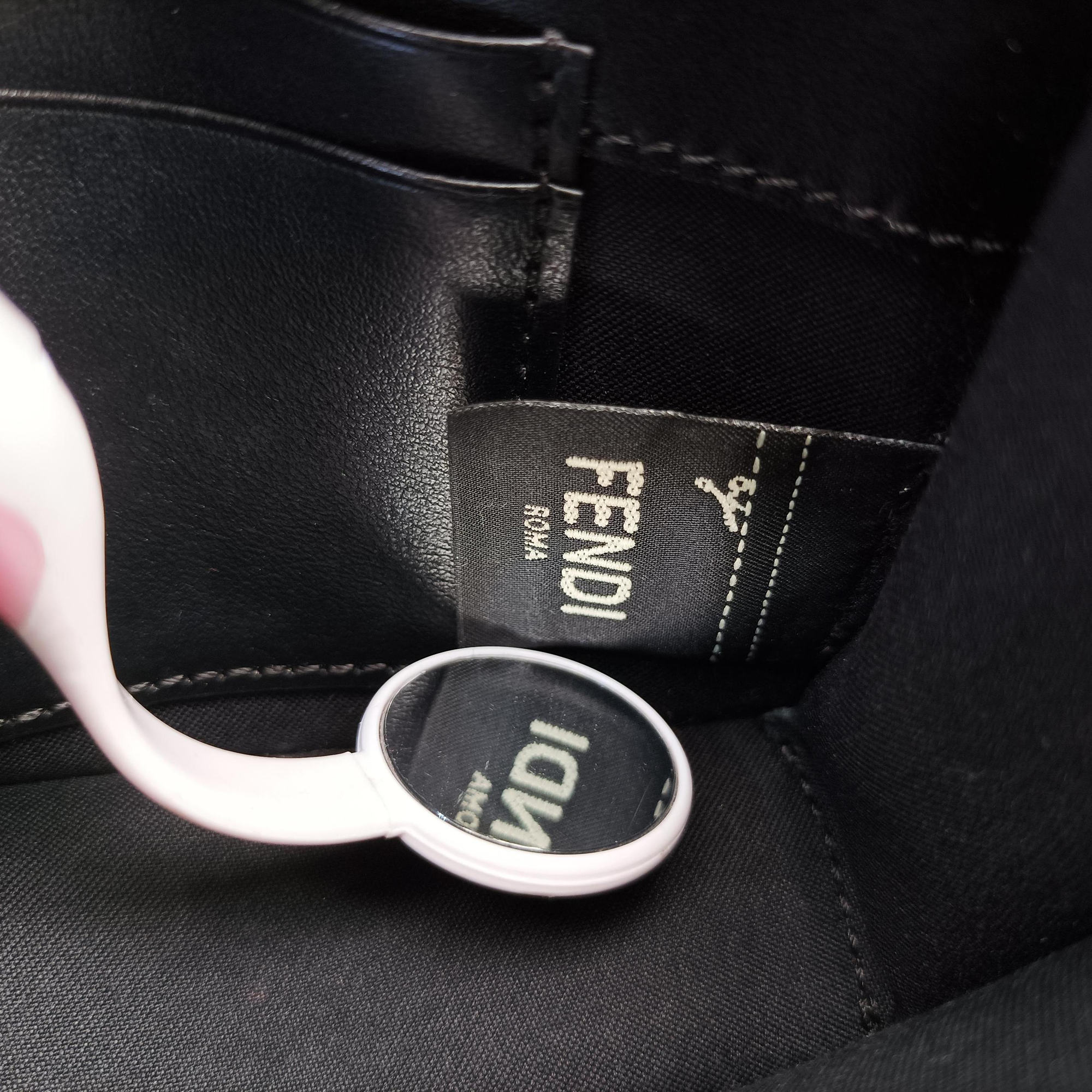 F is Black Leather 8BM005 8BM005 A0KK 198-8210エフ イズ ブラック レザー 8BM005 8BM005 A0KK 198-8210