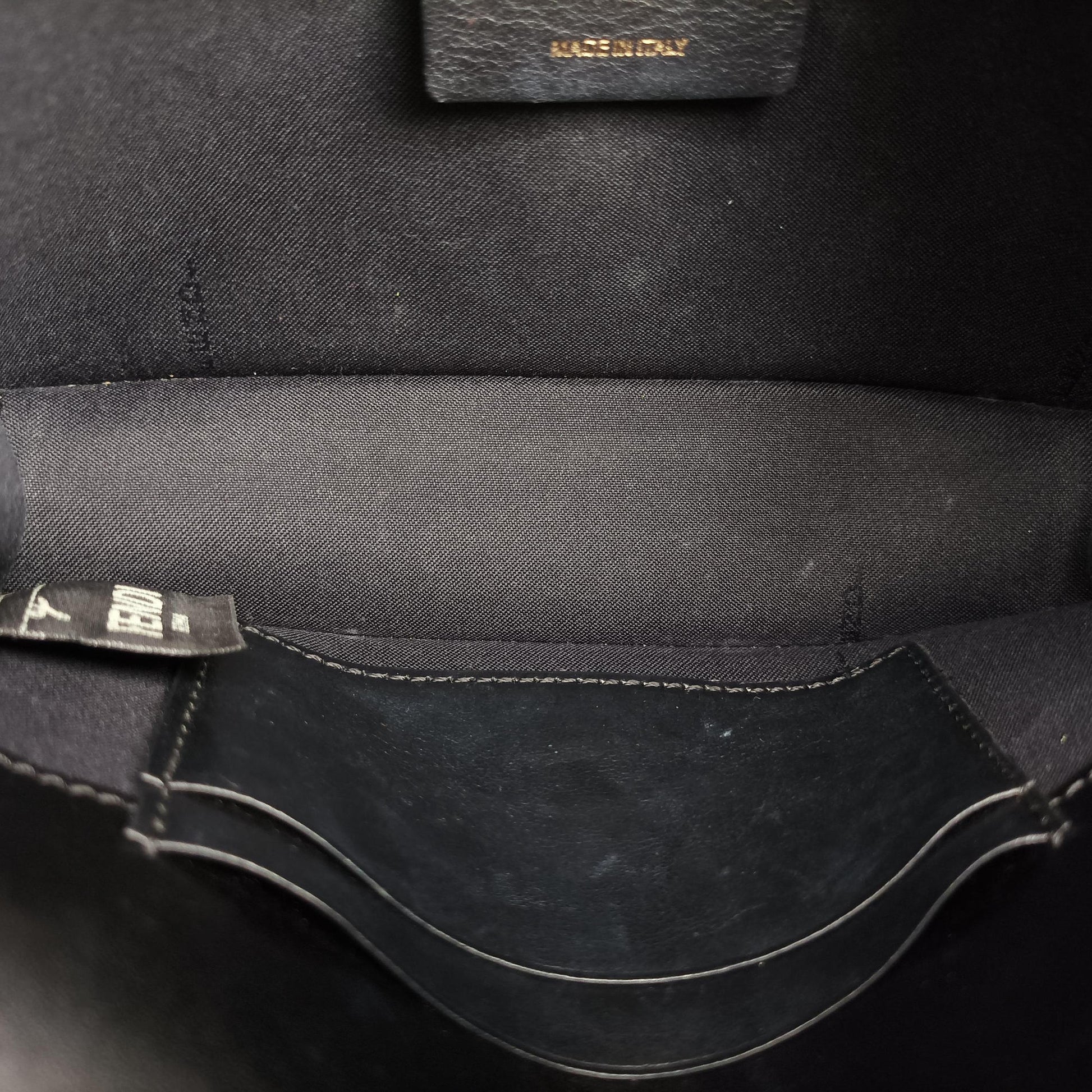 F is Black Leather 8BM005 8BM005 A0KK 198-8210エフ イズ ブラック レザー 8BM005 8BM005 A0KK 198-8210
