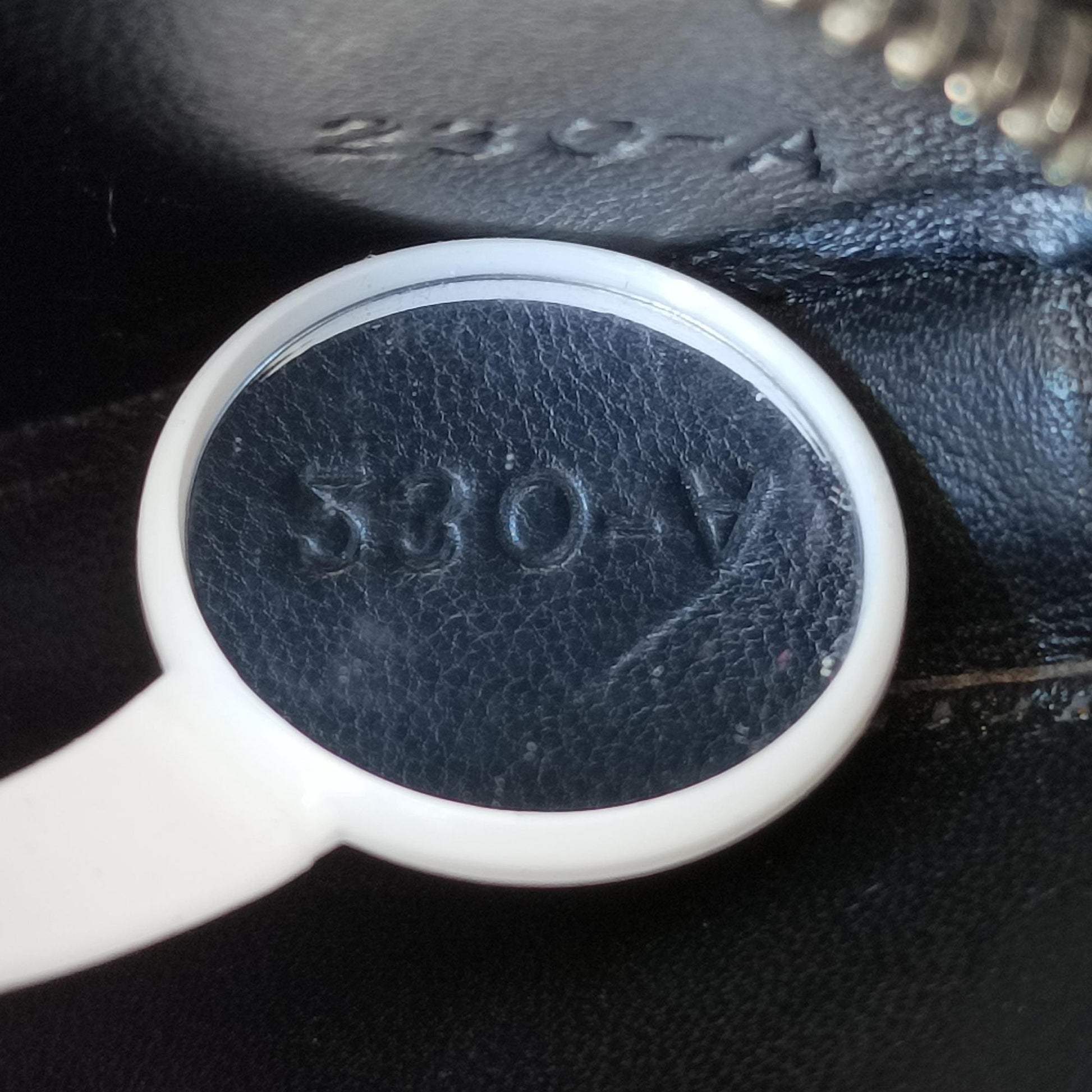 Triangle Logo Silver patent 230-Aトライアングルロゴ シルバー パテント 230-A
