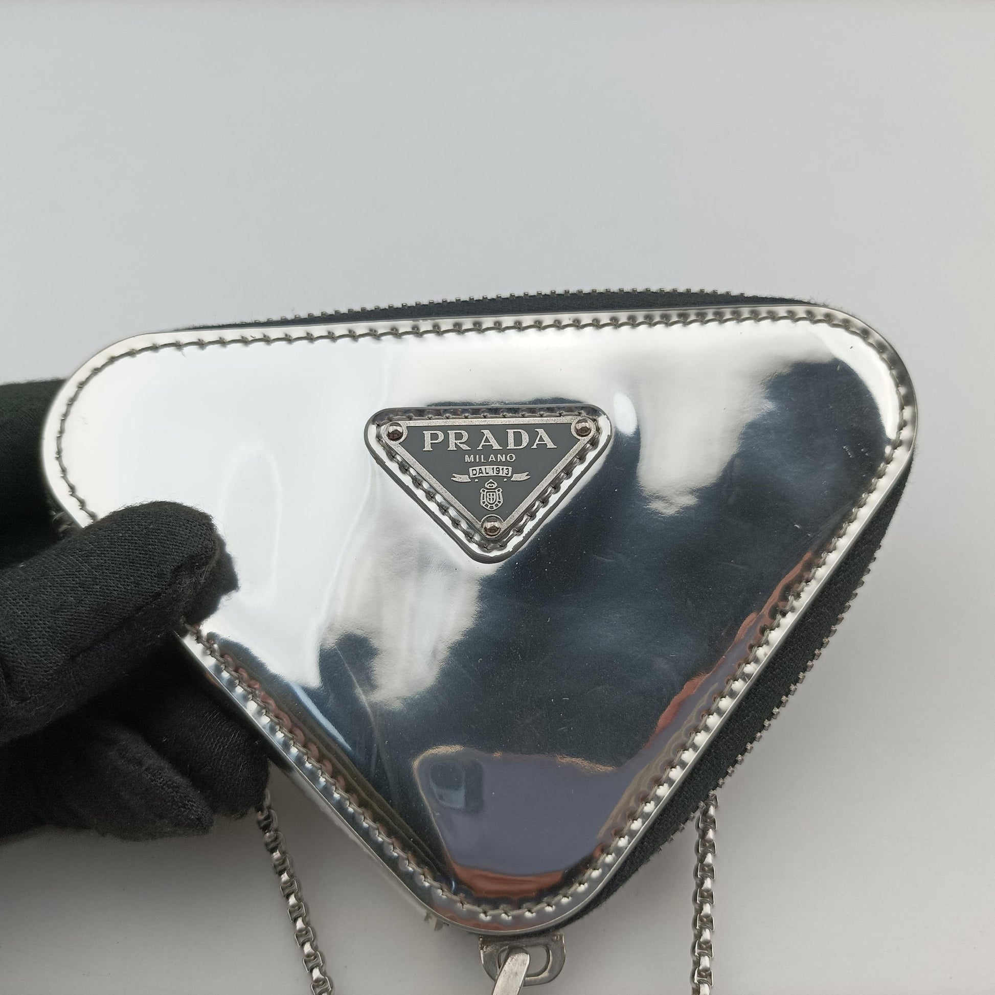 Triangle Logo Silver patent 230-Aトライアングルロゴ シルバー パテント 230-A