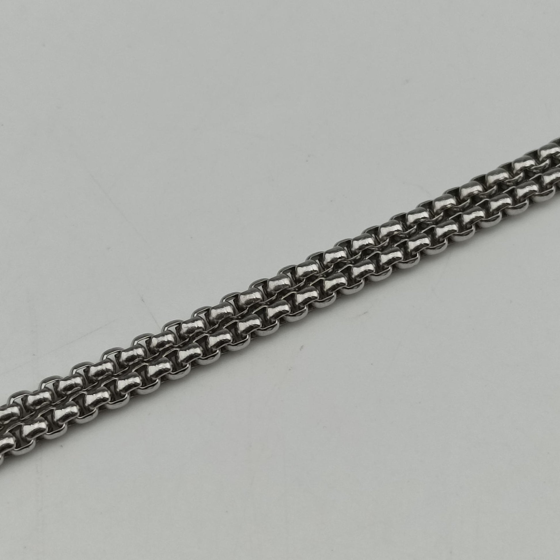Triangle Logo Silver patent 230-Aトライアングルロゴ シルバー パテント 230-A