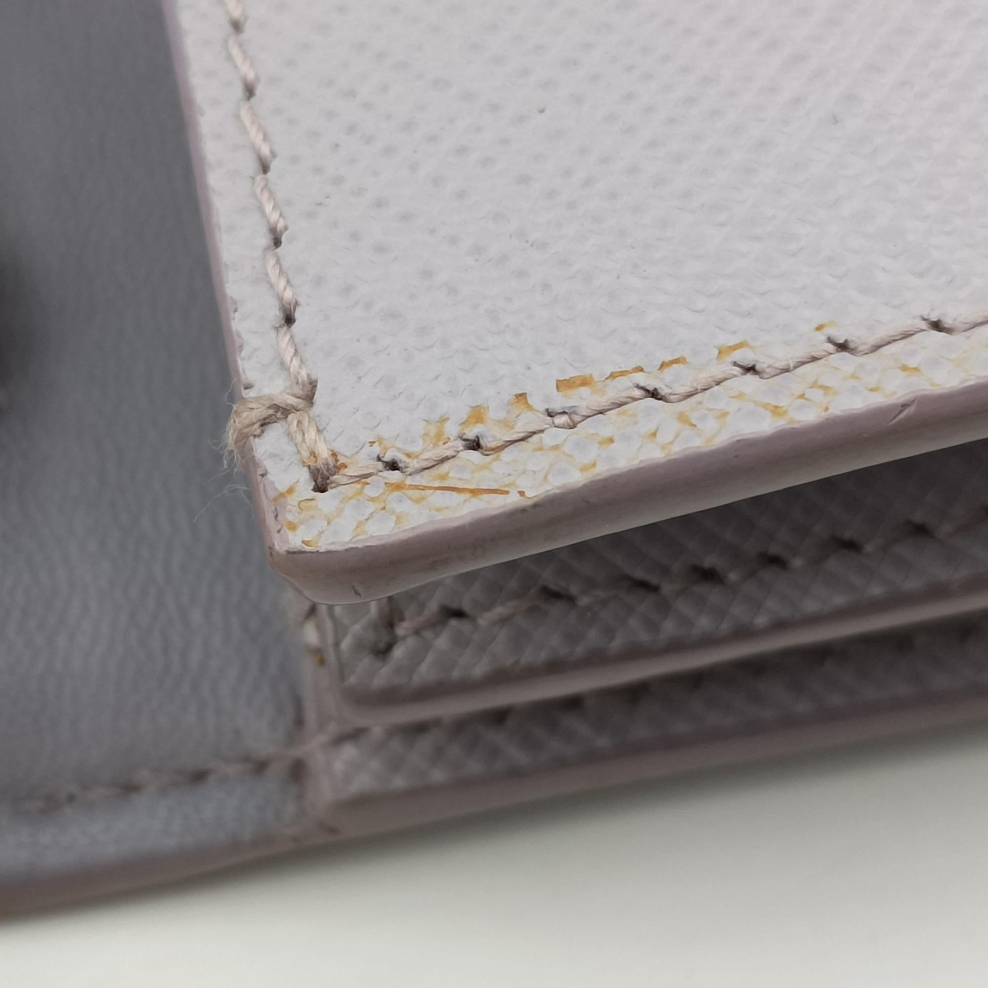Logo Chain Purple SAFFIANO Leather BT1035 180/Hロゴチェーン パープル サフィアーノレザー BT1035 180/H