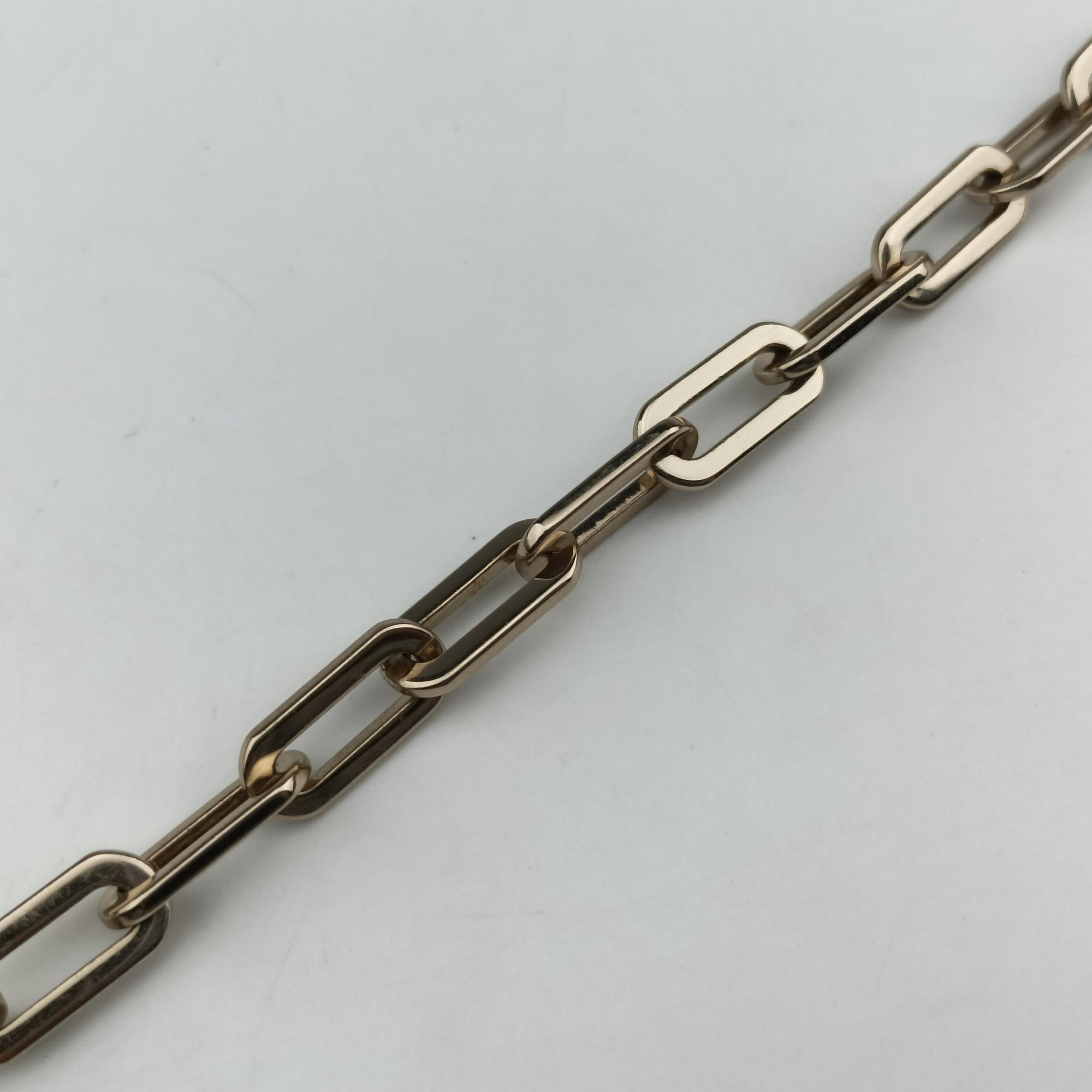 Logo Chain Purple SAFFIANO Leather BT1035 180/Hロゴチェーン パープル サフィアーノレザー BT1035 180/H