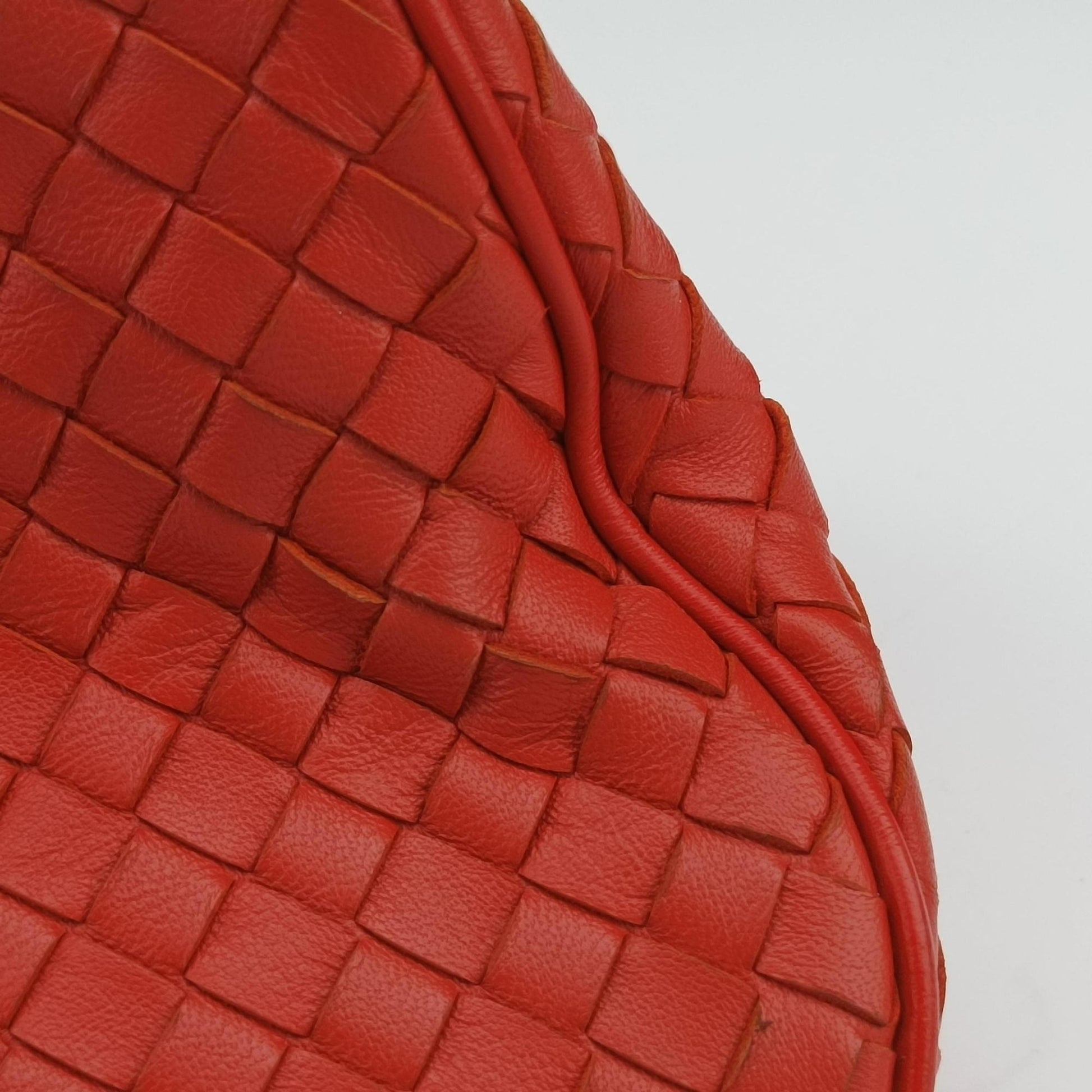 Intrecciato Red lambskin B08182798Iイントレチャート レッド ラムスキン B08182798I