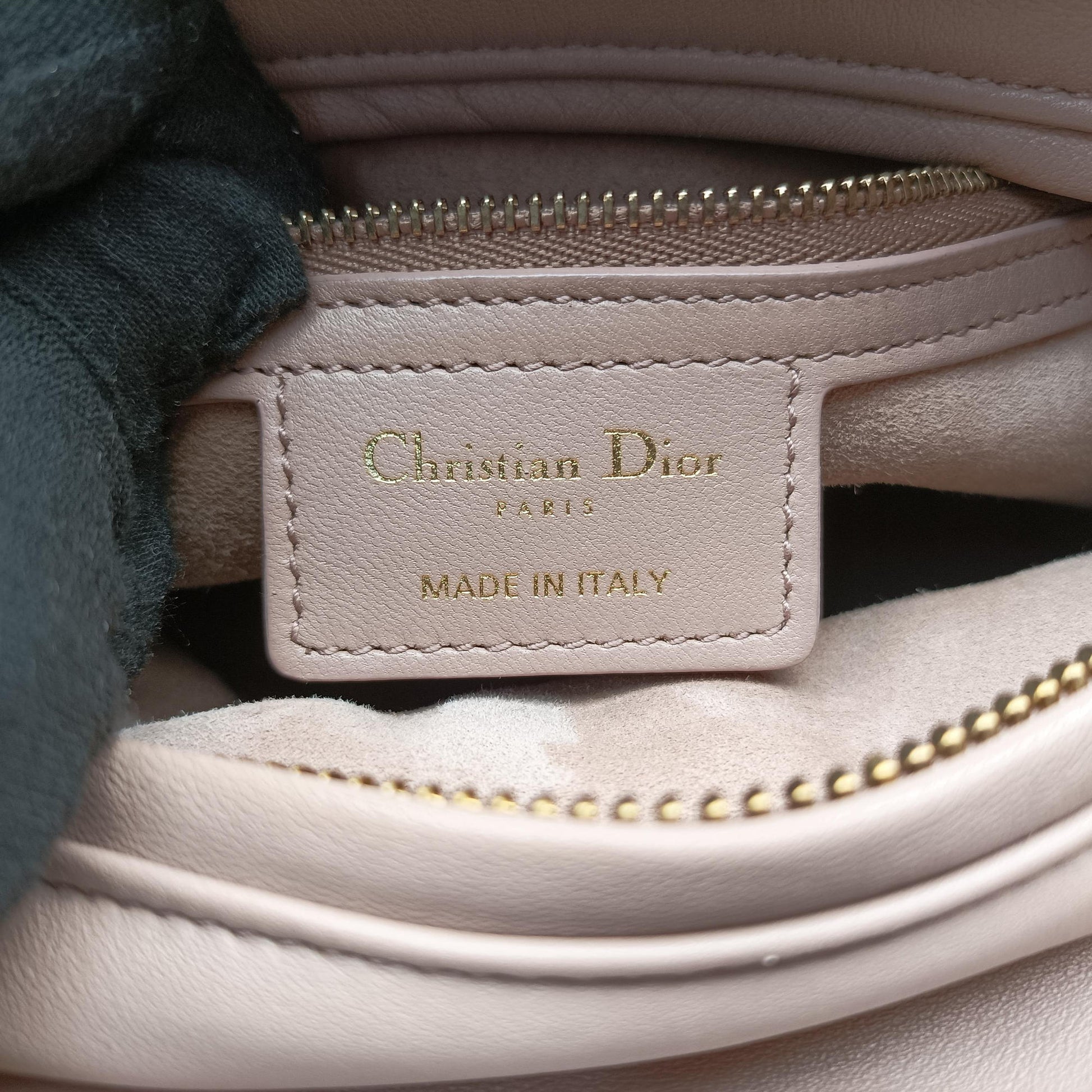 Lady Dior Pink lambskin 16-BO-0127レディディオール ピンク ラムスキン 16-BO-0127
