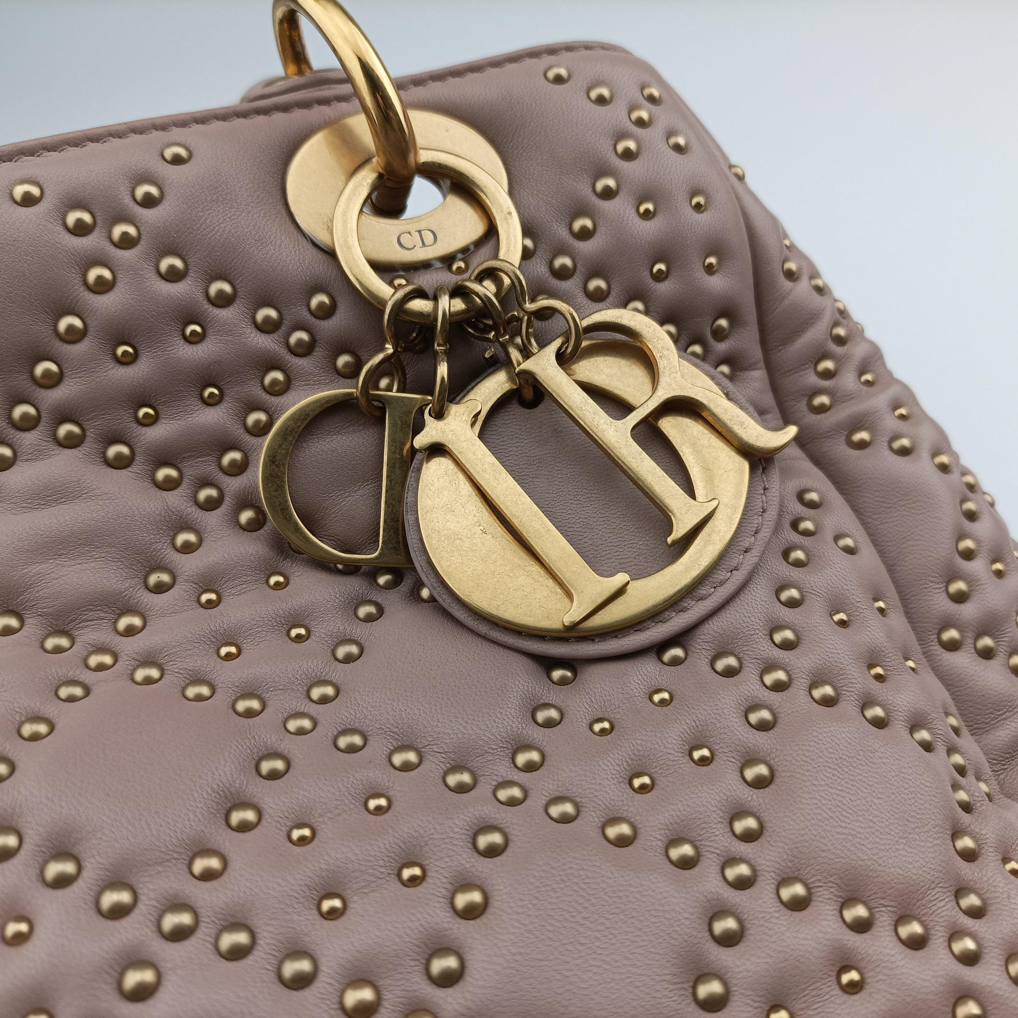 Lady Dior Pink lambskin 16-BO-0127レディディオール ピンク ラムスキン 16-BO-0127