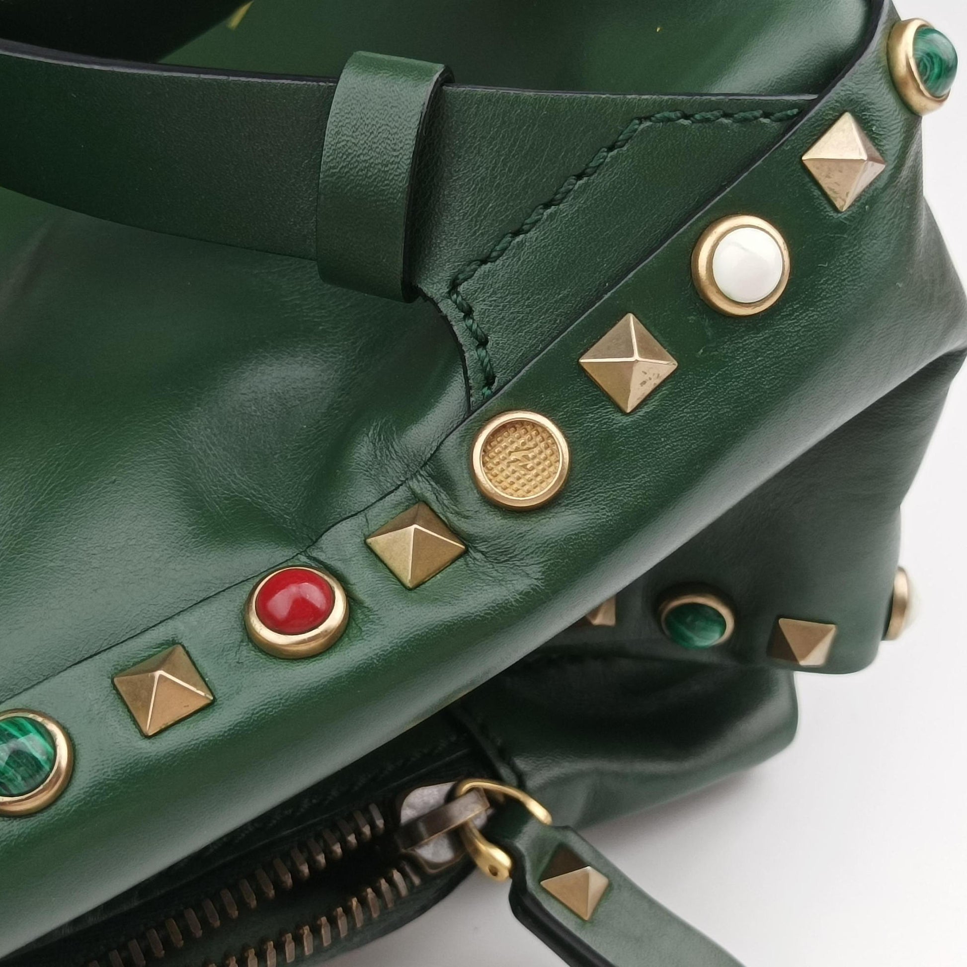 Rockstud Green Leather BL-K858NDF0ロックスタッズ グリーン レザー BL-K858NDF0