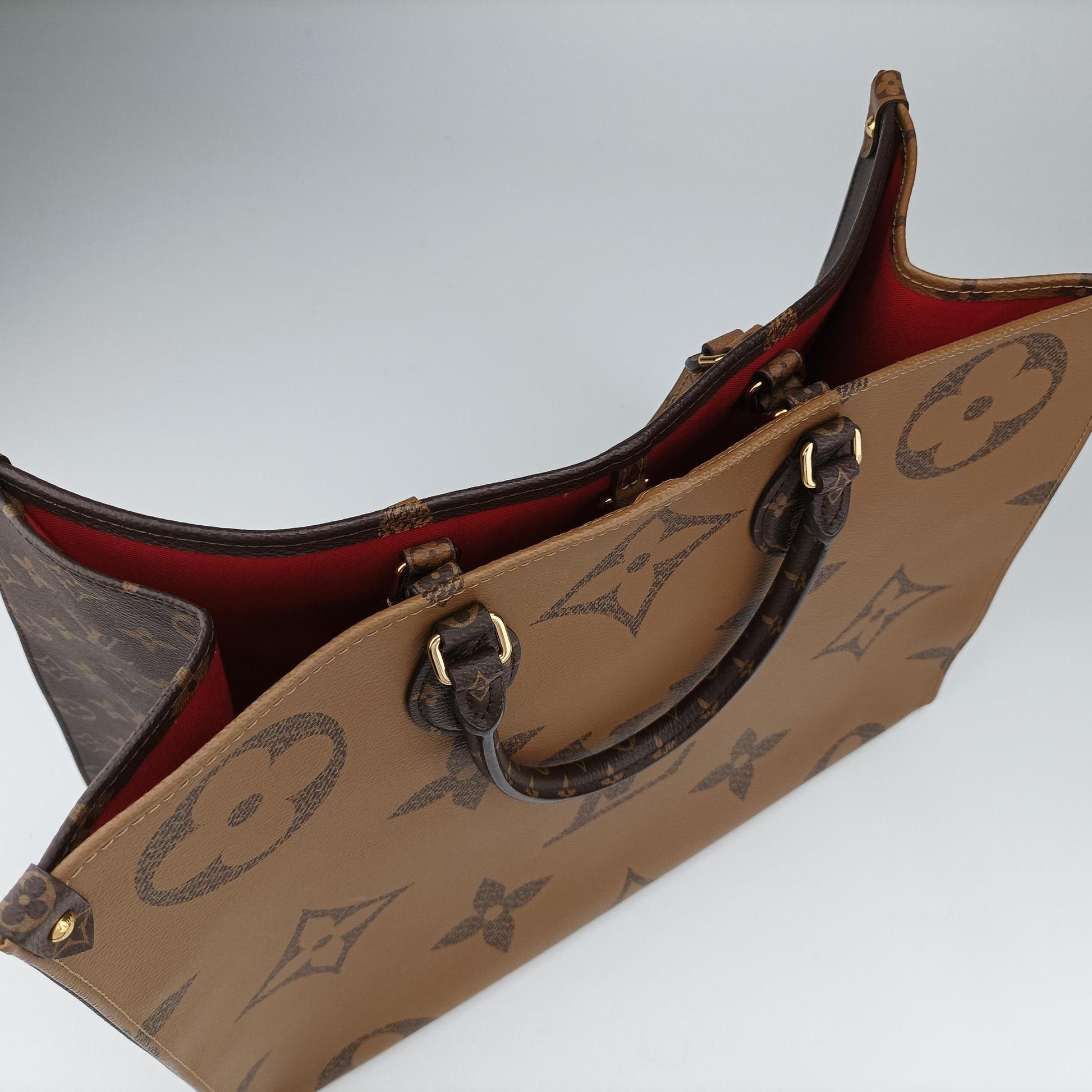 On the Go GM Brown Monogram Canvas M45320 DU0290 IC ChipオンザゴーGM モノグラム/ブラウン モノグラム キャンバス M45320 DU0290 ICチップ