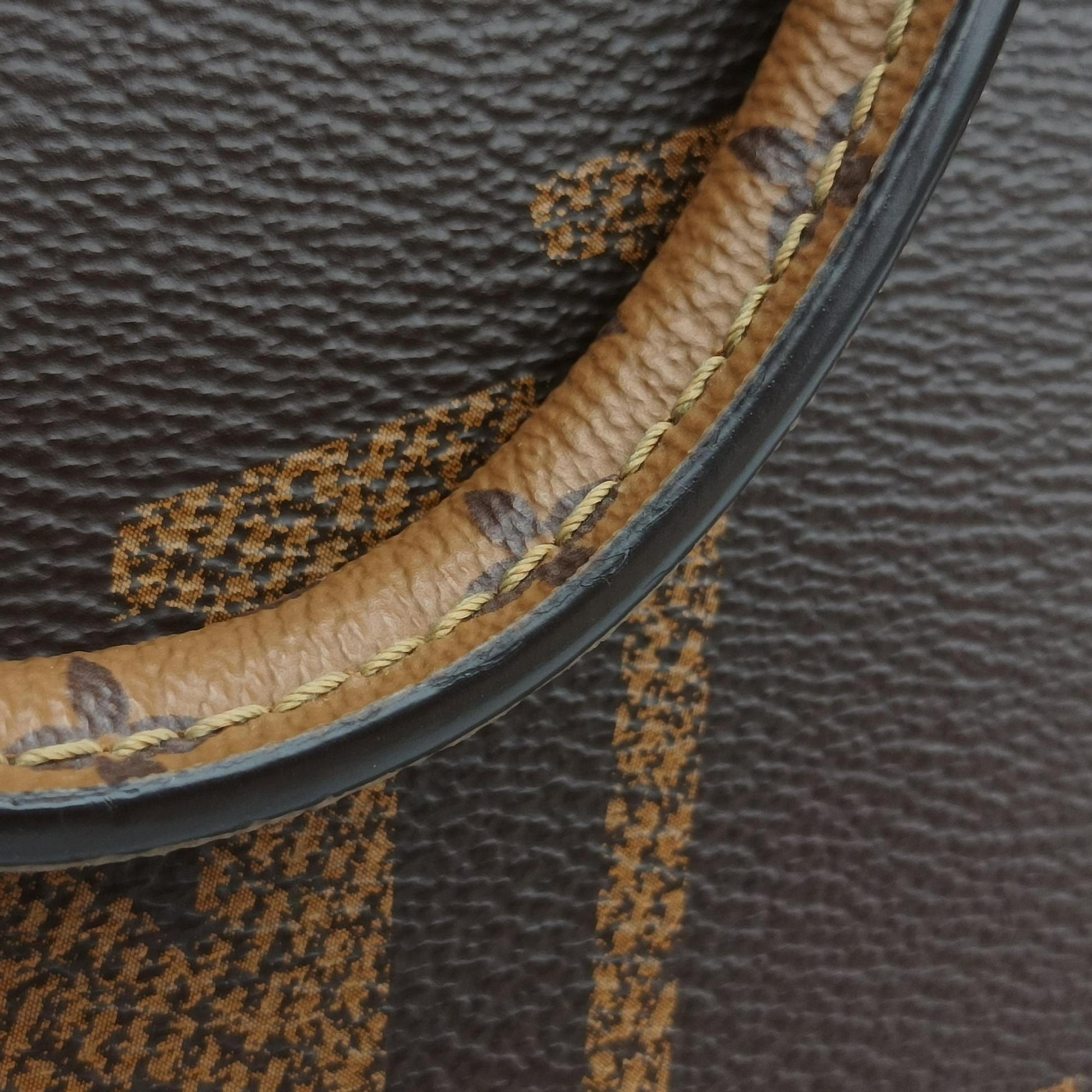 On the Go GM Brown Monogram Canvas M45320 DU0290 IC ChipオンザゴーGM モノグラム/ブラウン モノグラム キャンバス M45320 DU0290 ICチップ