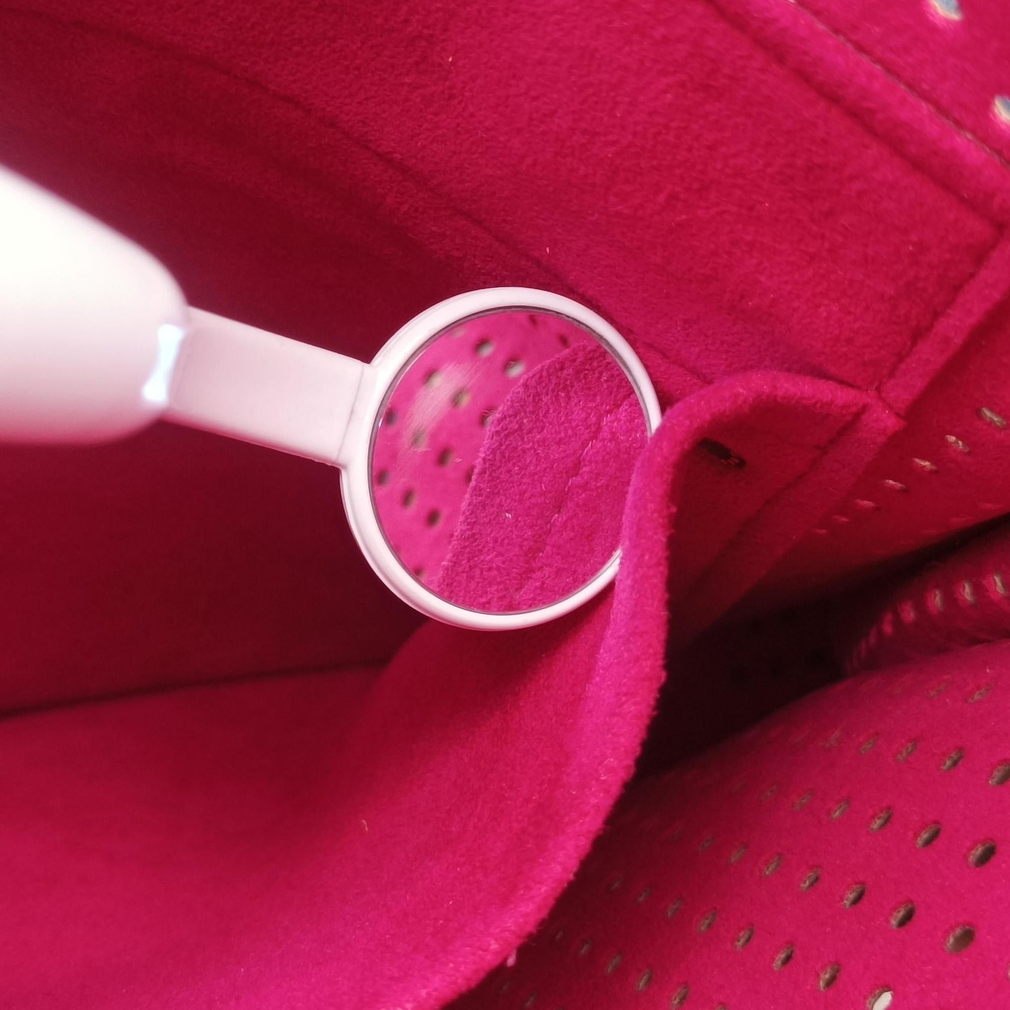 Musette brown×FUCHSIA Monogram Perforated M95172 Lot number unknownミュゼット モノグラム/ブラウン×フューシャ モノグラム ペルフォ M95172 製番不明