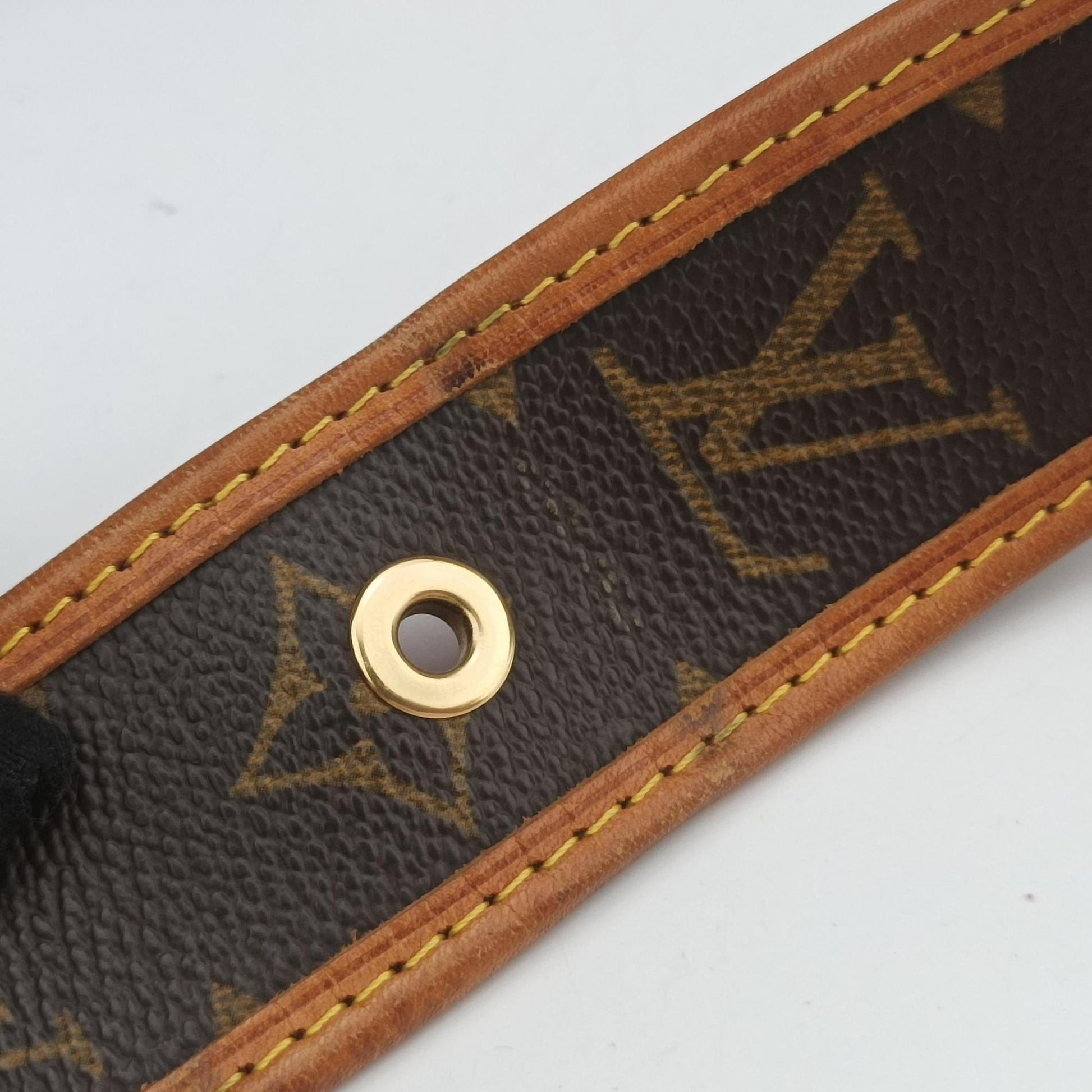 Musette brown×FUCHSIA Monogram Perforated M95172 Lot number unknownミュゼット モノグラム/ブラウン×フューシャ モノグラム ペルフォ M95172 製番不明