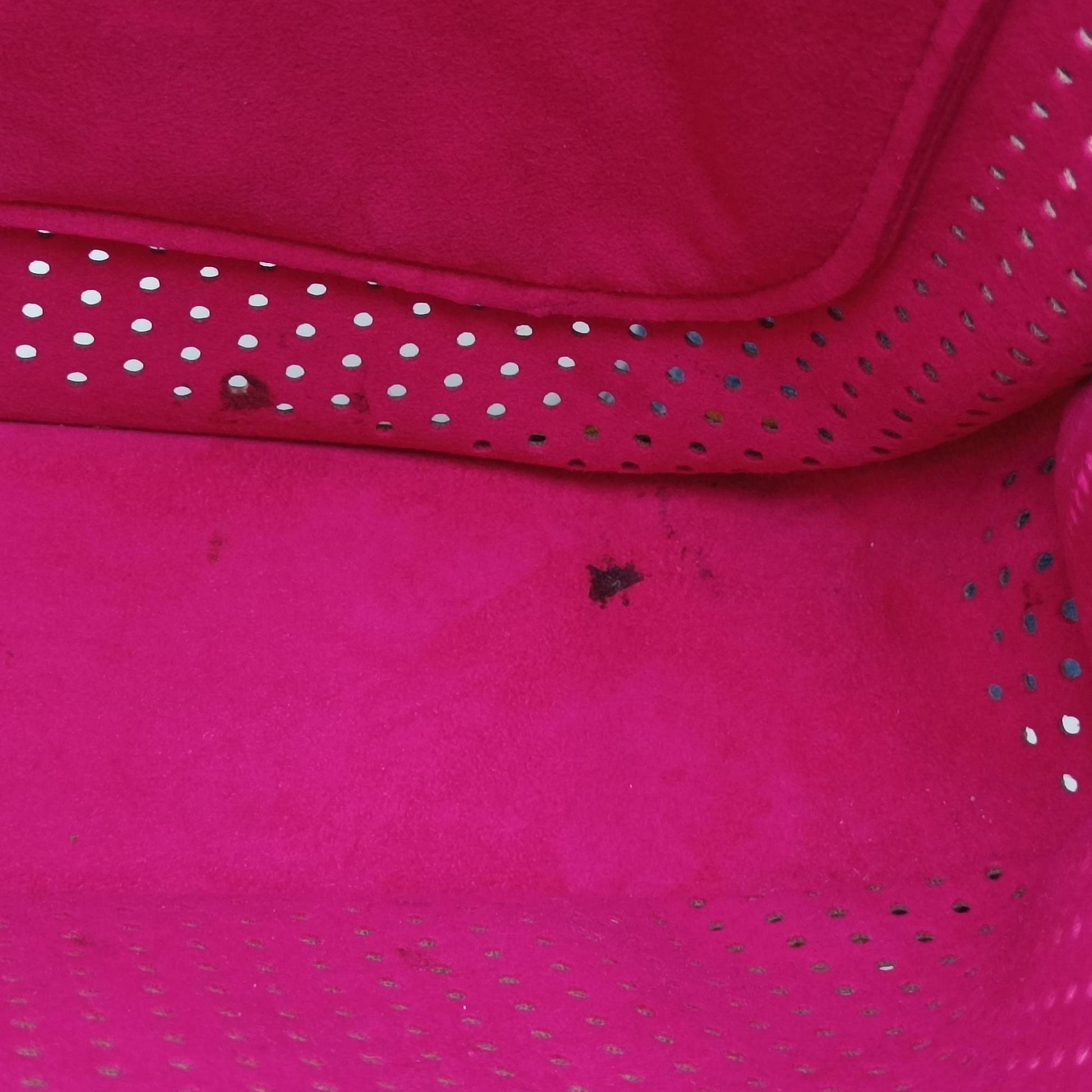 Musette brown×FUCHSIA Monogram Perforated M95172 Lot number unknownミュゼット モノグラム/ブラウン×フューシャ モノグラム ペルフォ M95172 製番不明