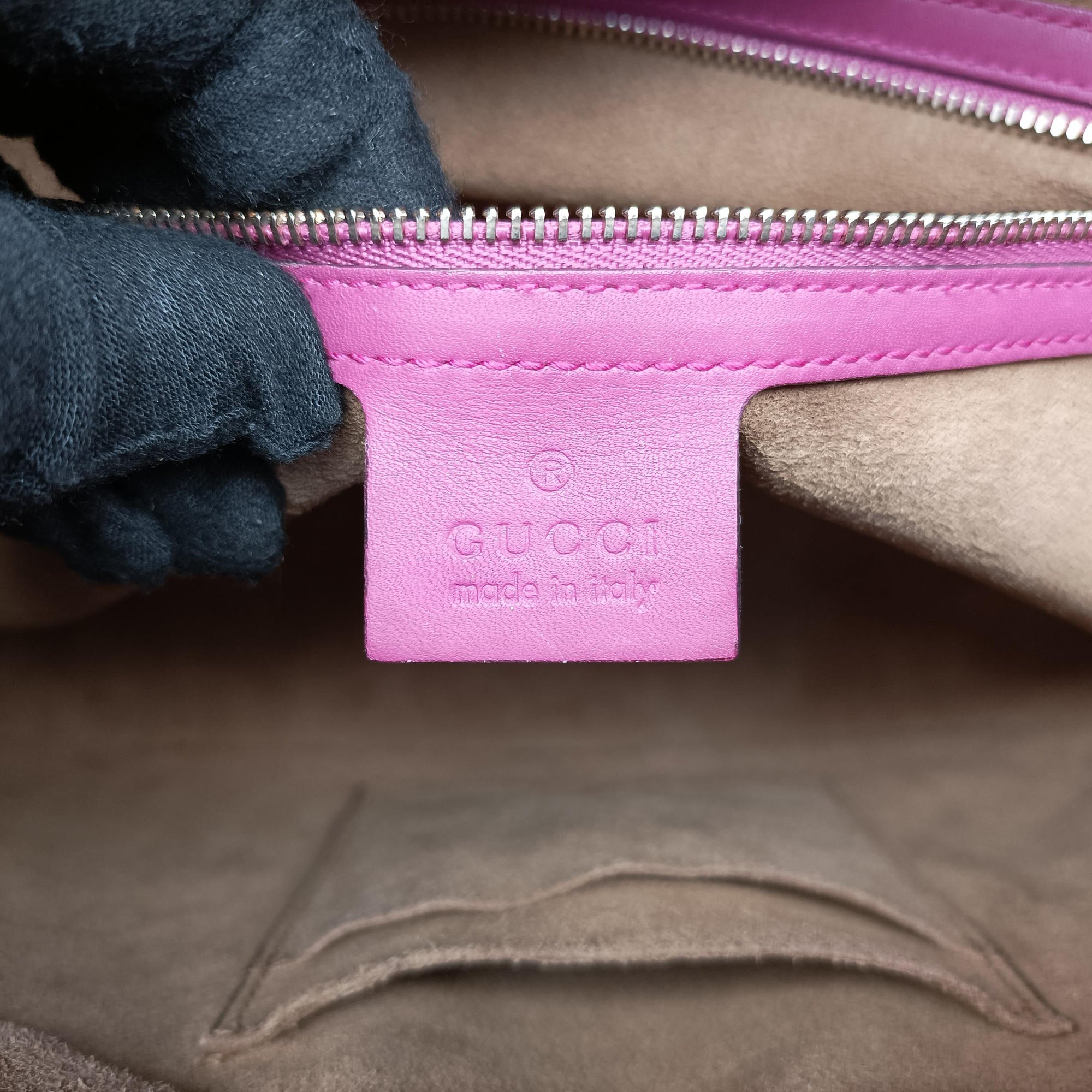 GG SUPREME Beige×Pink×Red PVC coated canvas × leather 409534 A019186148GGスプリーム ブラウン PVCコーティングキャンバス×レザー 409534 A019186148