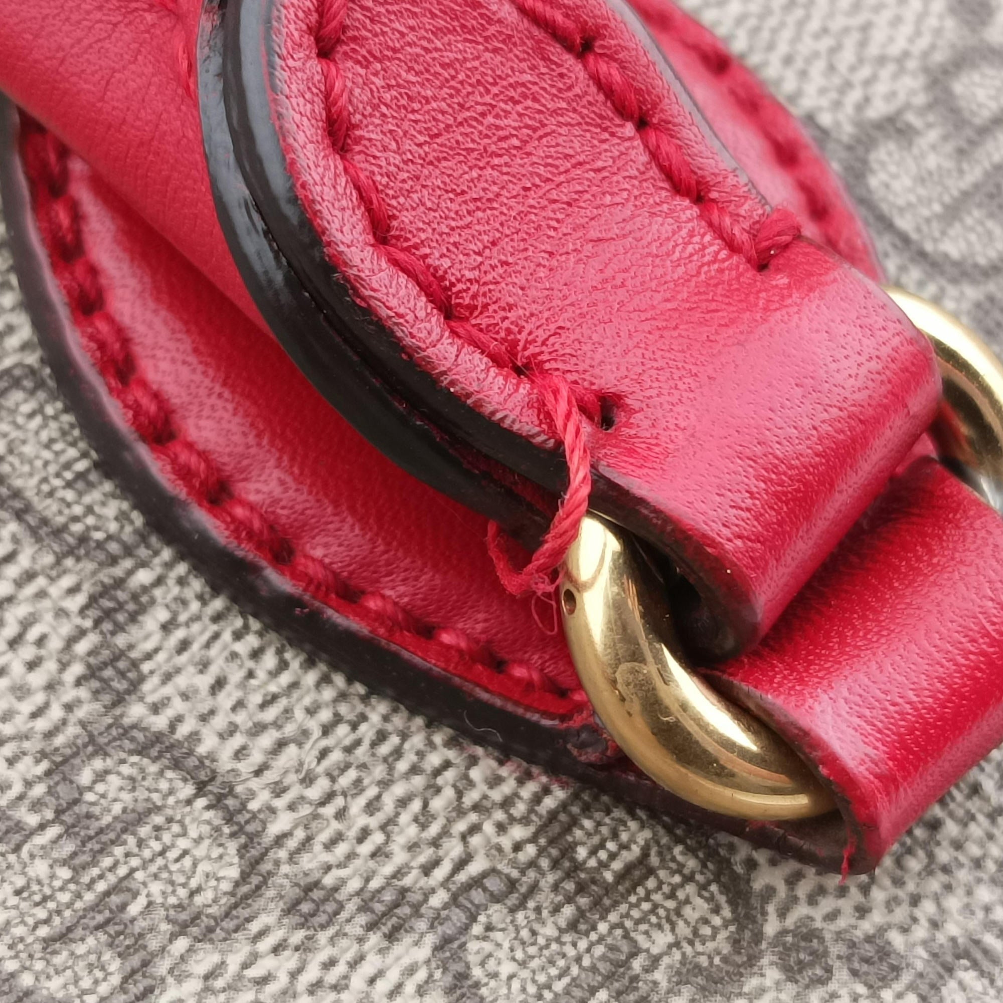 GG SUPREME Beige×Pink×Red PVC coated canvas × leather 409534 A019186148GGスプリーム ブラウン PVCコーティングキャンバス×レザー 409534 A019186148