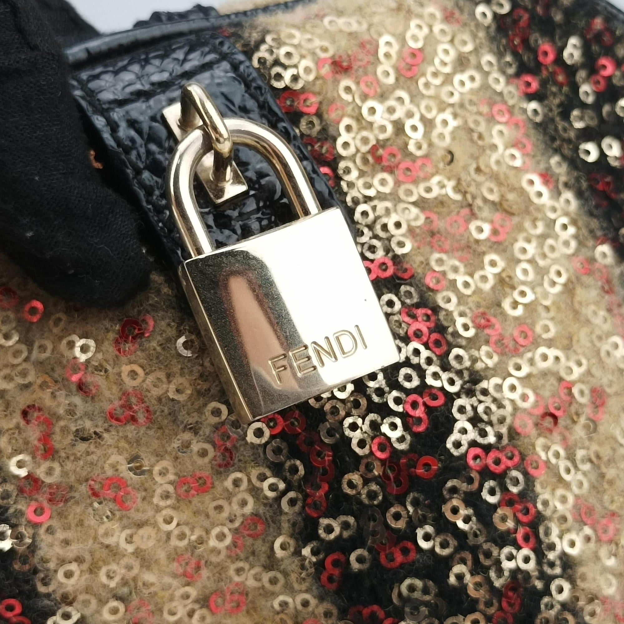 Forever Bauletto Black Sequin-embellished wool striped fabric × patent 8BL098 2305/8BL098/ZGE/089フォーエバー バウレット ブラック スパンコール刺繍 ウールファブリック × パテント 8BL098 2305/8BL098/ZGE/089
