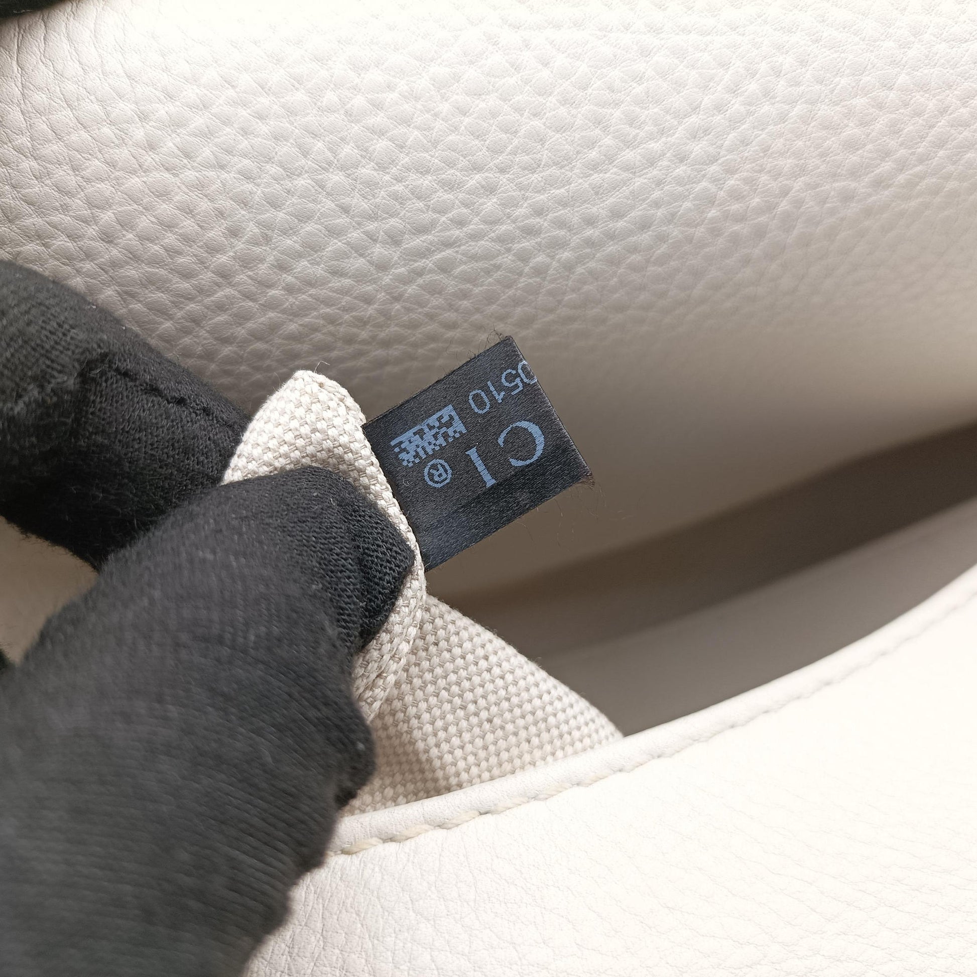 Guccissima Techno Horsebit White Leather 240236 C5850510グッチシマ ラージ テクノホースビット ホーボー ホワイト レザー 240236 C5850510