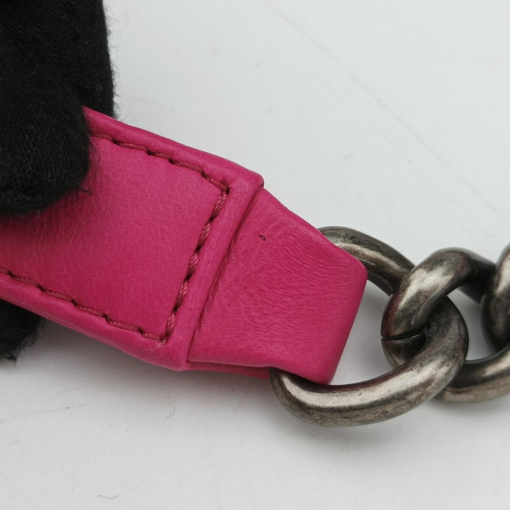 BOY CHANEL Rose velour A67416 18369929ボーイシャネル ローズ レッド ベロア A67416 18369929