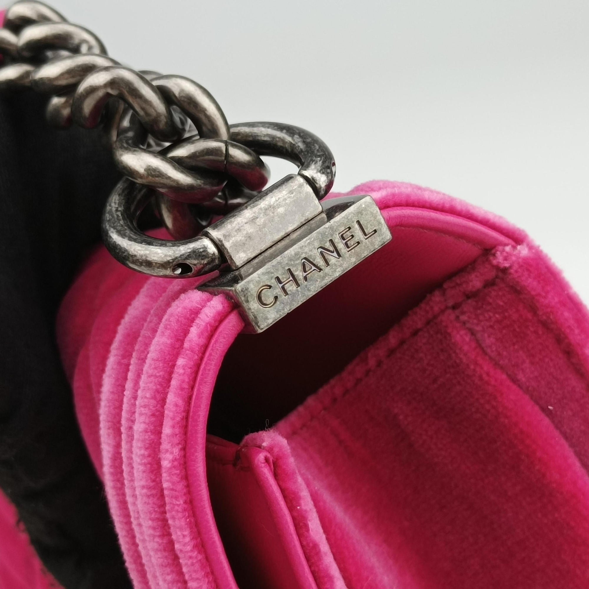 BOY CHANEL Rose velour A67416 18369929ボーイシャネル ローズ レッド ベロア A67416 18369929