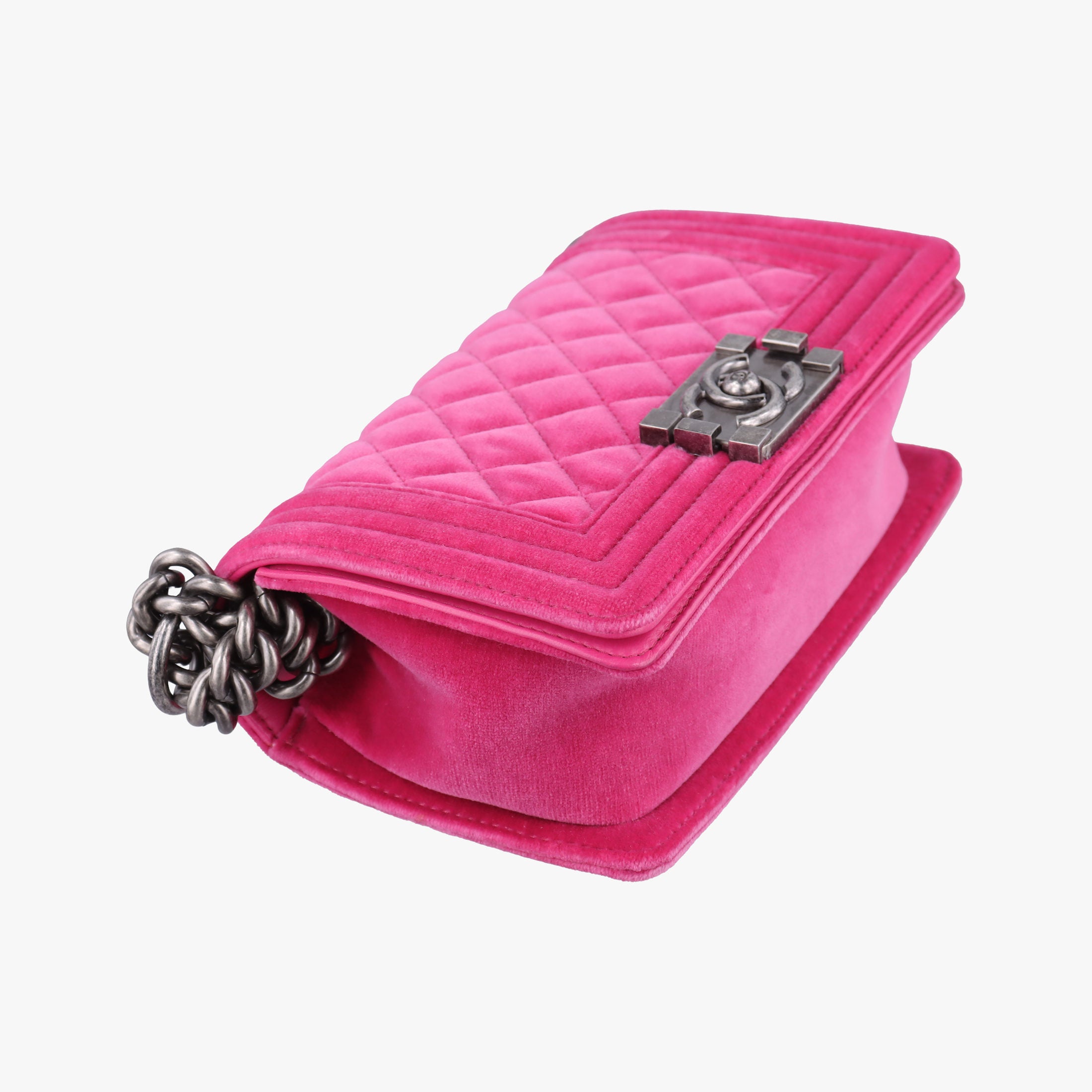 BOY CHANEL Rose velour A67416 18369929ボーイシャネル ローズ レッド ベロア A67416 18369929