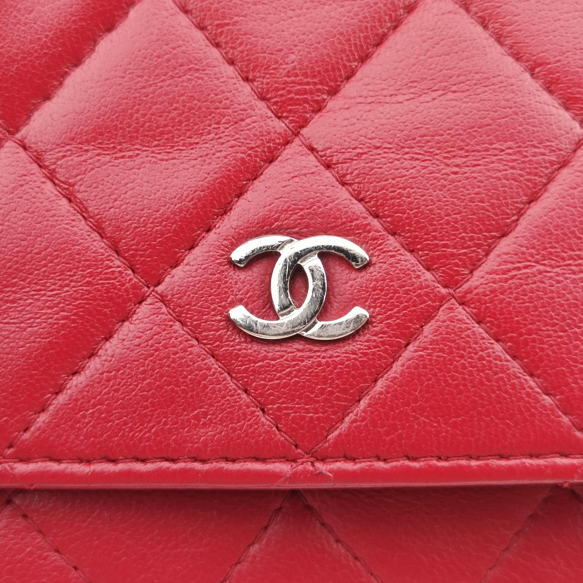 Matelasse coco mark Red lambskin A33814 19307194マトラッセ ココマーク レッド ラムスキン A33814 19307194