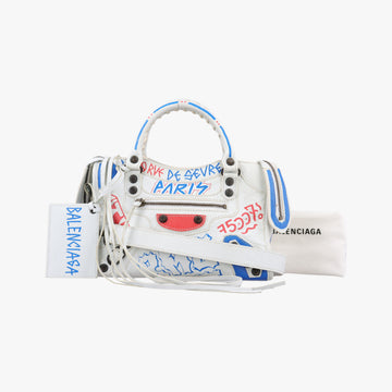 Classic Mini City Graffiti White×Multicolor Arena Lambskin  300295 300295.9060.Y.1669クラシック ミニ シティ グラフィティ ホワイト×マルチカラー アリーナ ラムスキン 300295 300295.9060.Y.1669