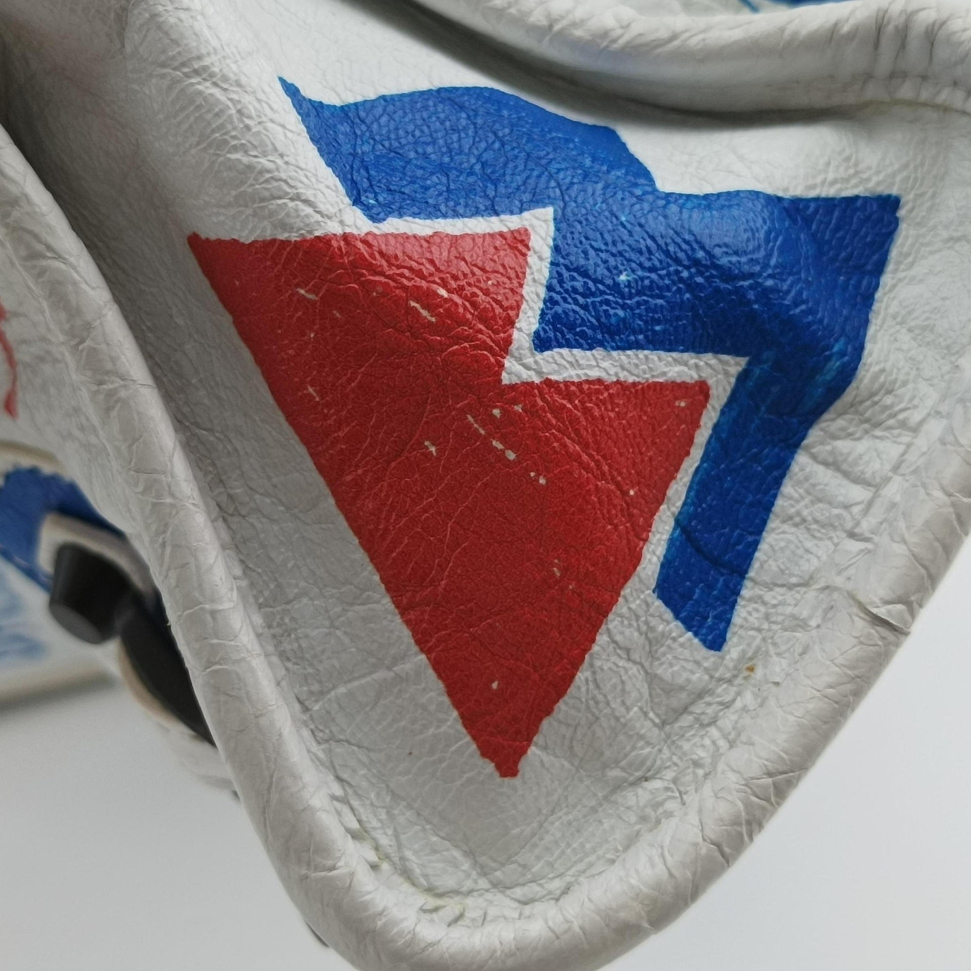 Classic Mini City Graffiti White×Multicolor Arena Lambskin  300295 300295.9060.Y.1669クラシック ミニ シティ グラフィティ ホワイト×マルチカラー アリーナ ラムスキン 300295 300295.9060.Y.1669