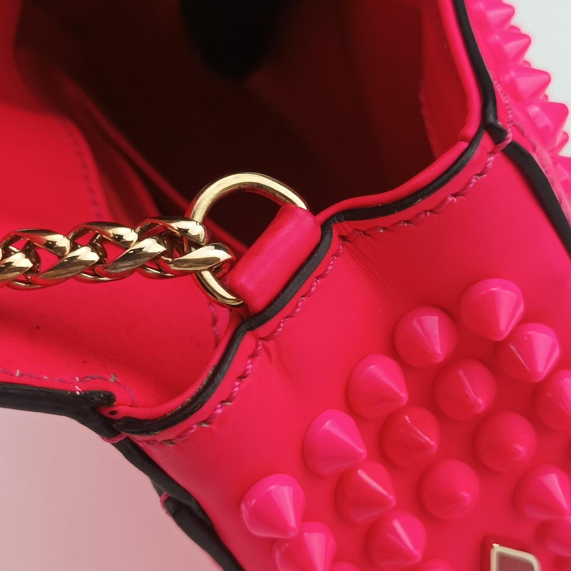 Sweet Charity Scarabe Spike Rose Leather スイート チャリティー スカラベ スパイク ローズ レッド レザー 