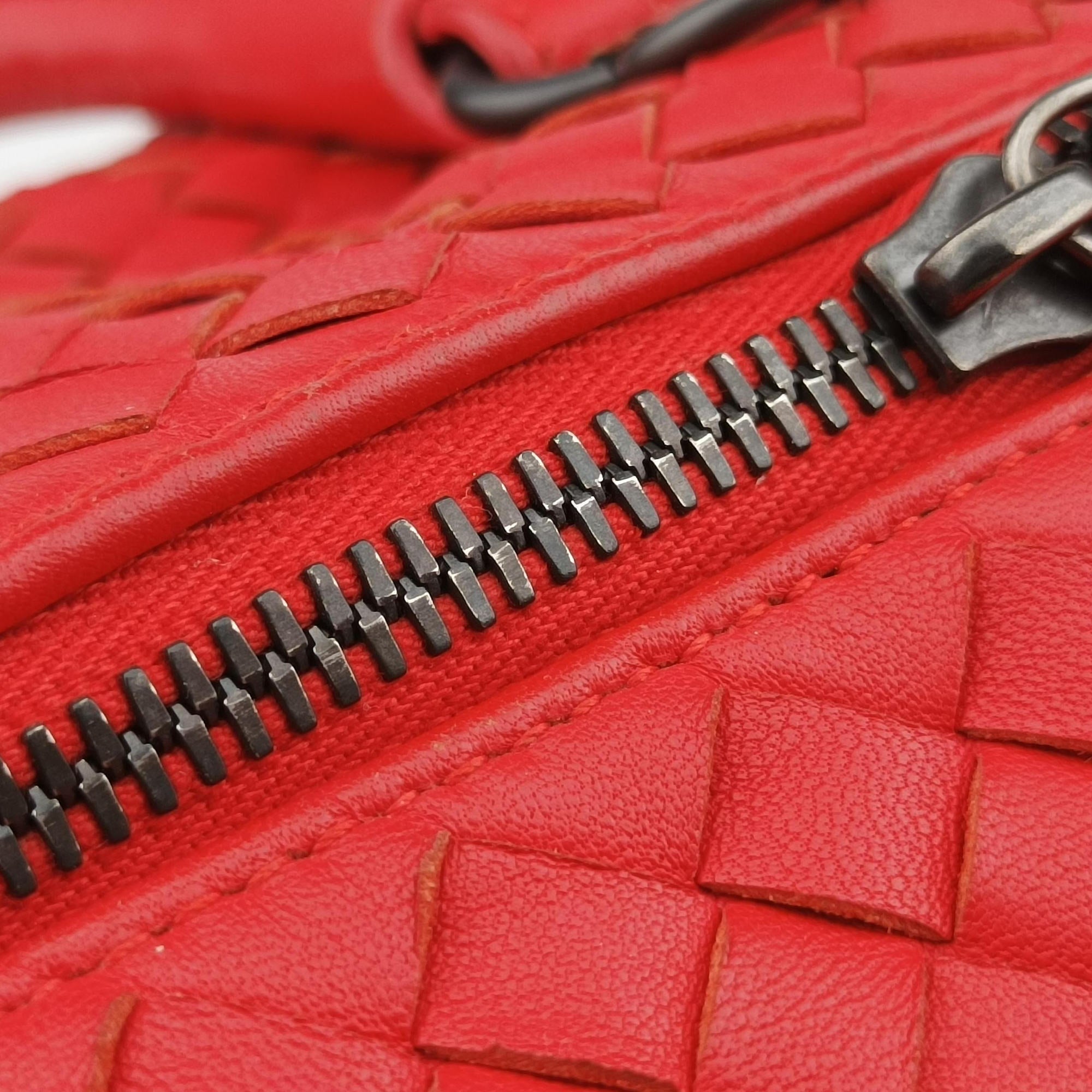 Intrecciato Red lambskin B05037778Sイントレチャート レッド ラムスキン B05037778S