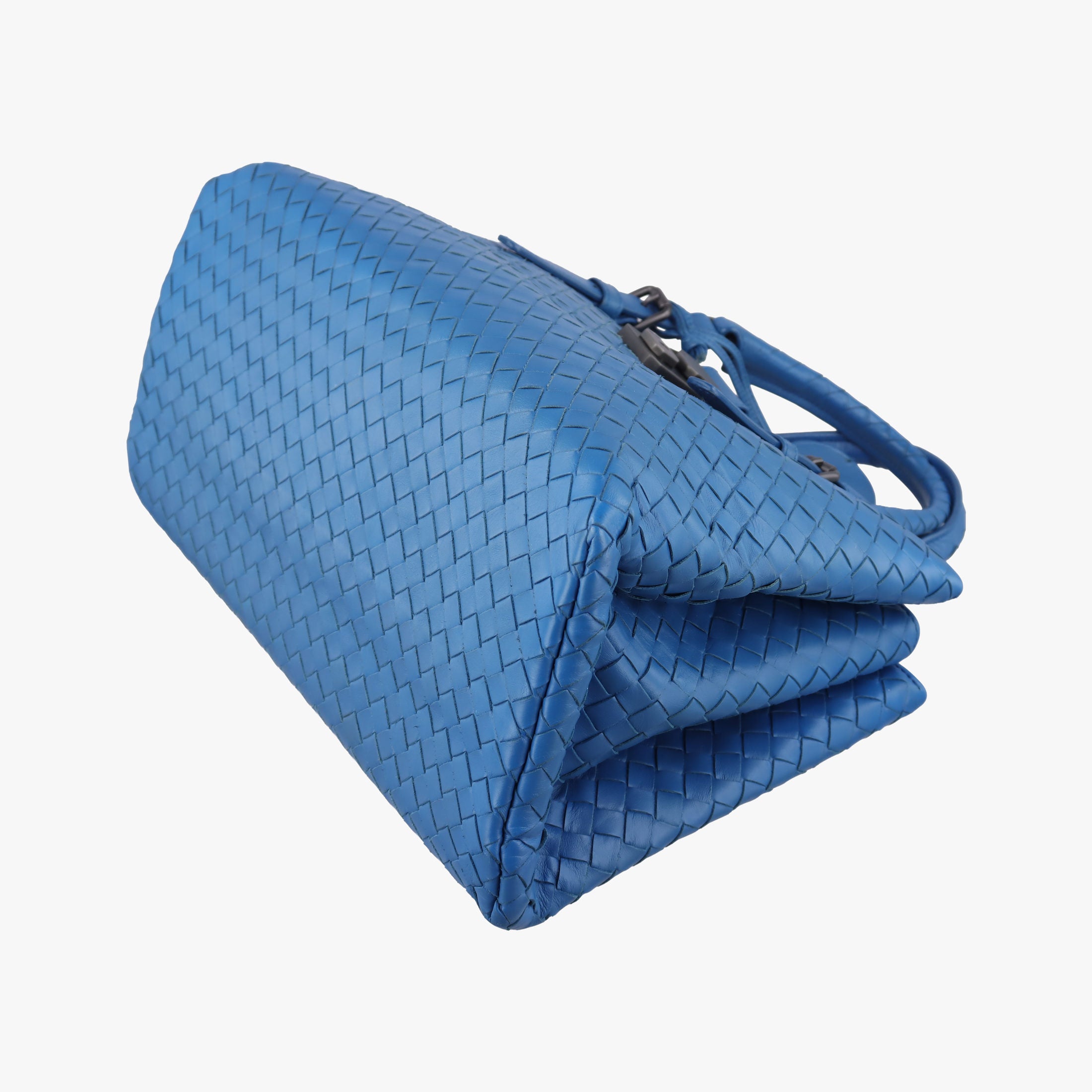 Roma Intrecciato Blue lambskin B02460518Fローマ イントレチャート ブルー ラムスキン B02460518F
