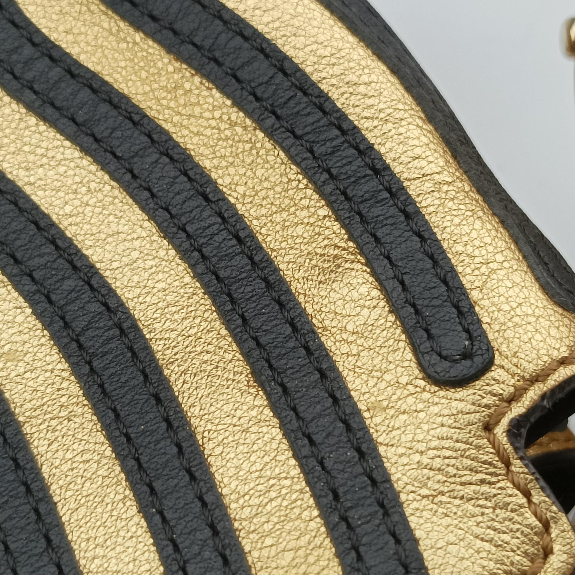 Dotcom Click Small Golden Leather 8BN299 8BN299-SR4-178-8762ドットコム クリック スモール ゴールド レザー 8BN299 8BN299-SR4-178-8762