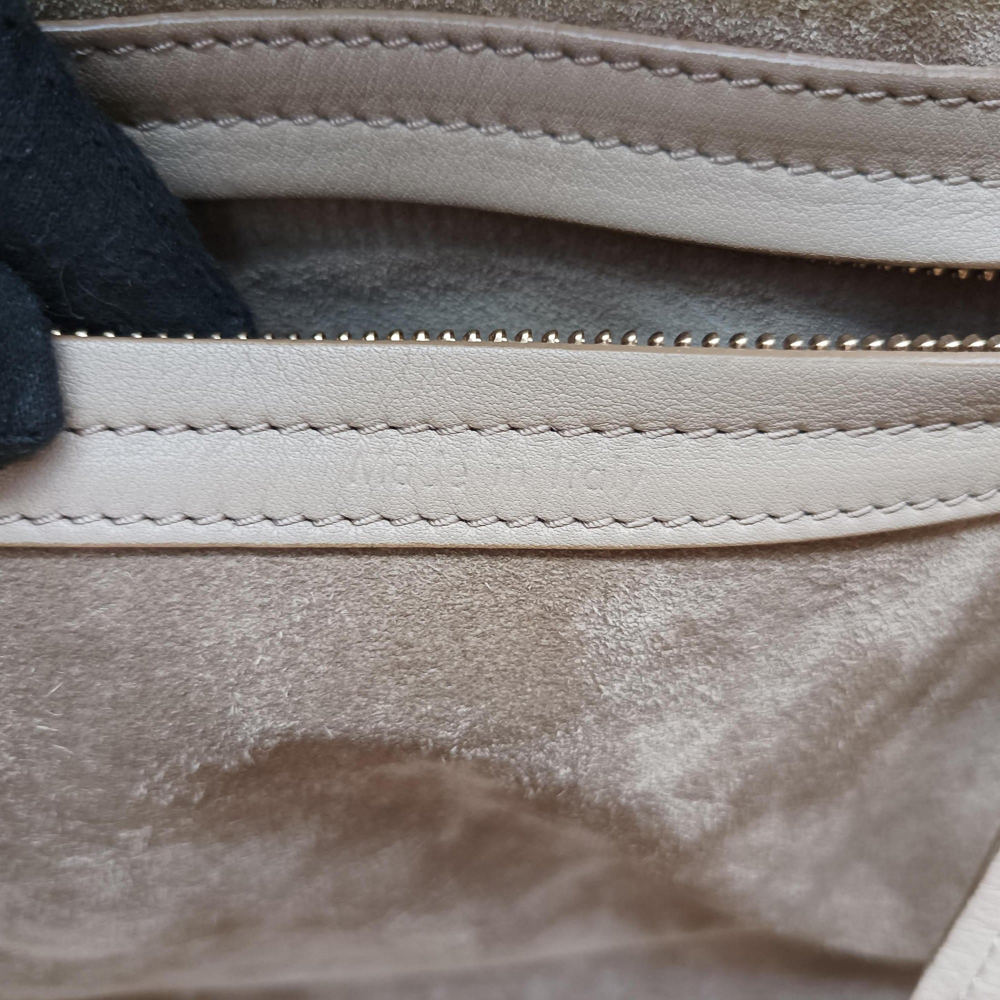 Luggage Small Square Phantom Beige Leather F-CU-0132ラゲージスモールスクエアファントム ベージュ レザー F-CU-0132