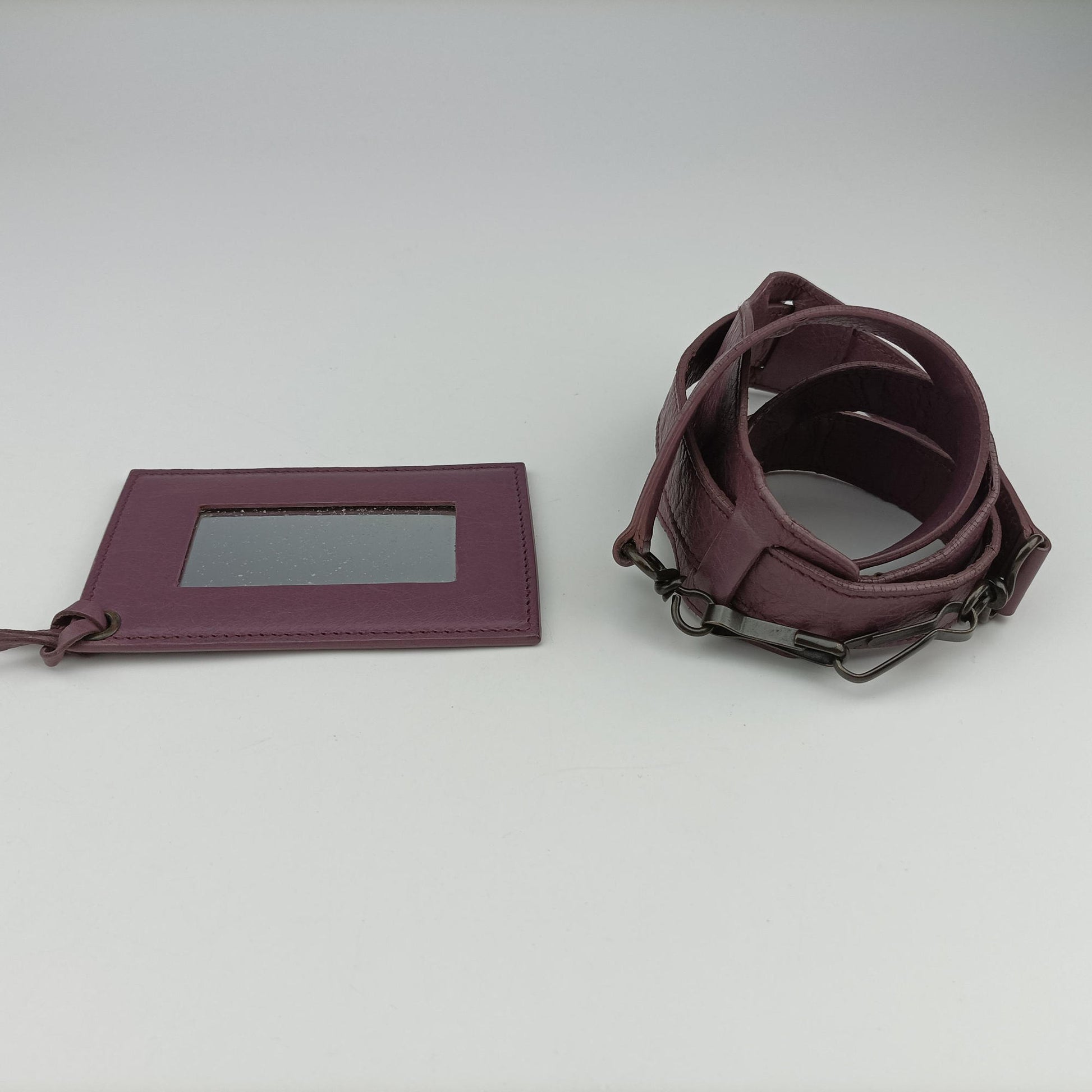 Giant City Purple lambskin 235216.5011 213048ジャイアントシティ パープル ラムスキン 235216.5011 213048