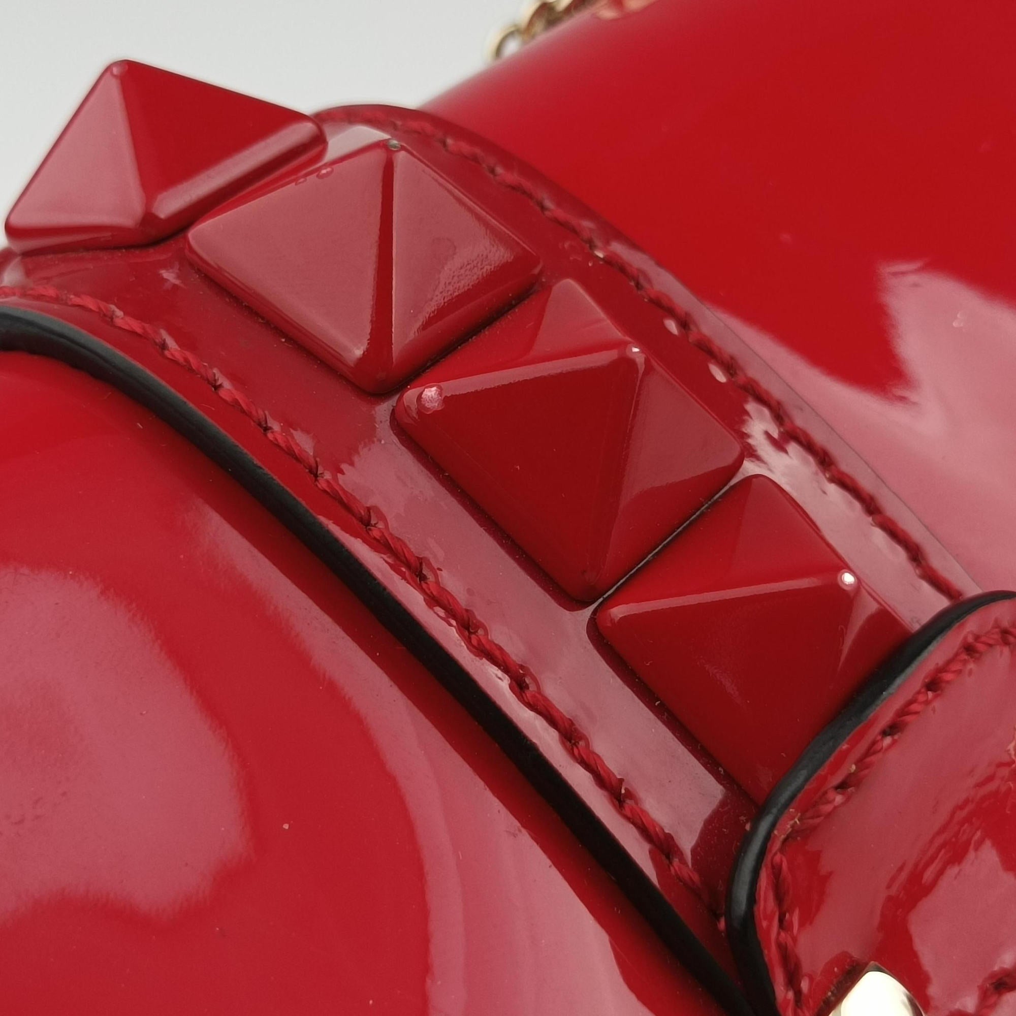 Rockstud Glam Lock Red Patent Leather Lot number unknownロックスタッズグラムロックスモール レッド パテント 製番不明