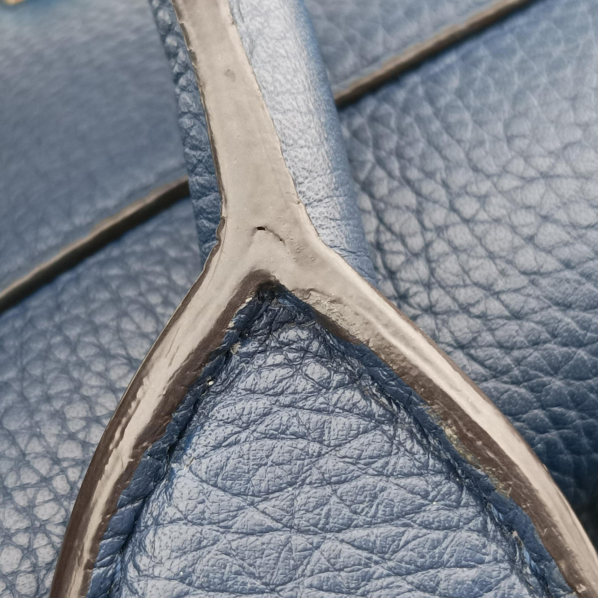 Studio Navy Grained Calfskin 21H159 FZ-21 H 167スタジオ ネイビー グレインレザー 21H159 FZ-21 H 167