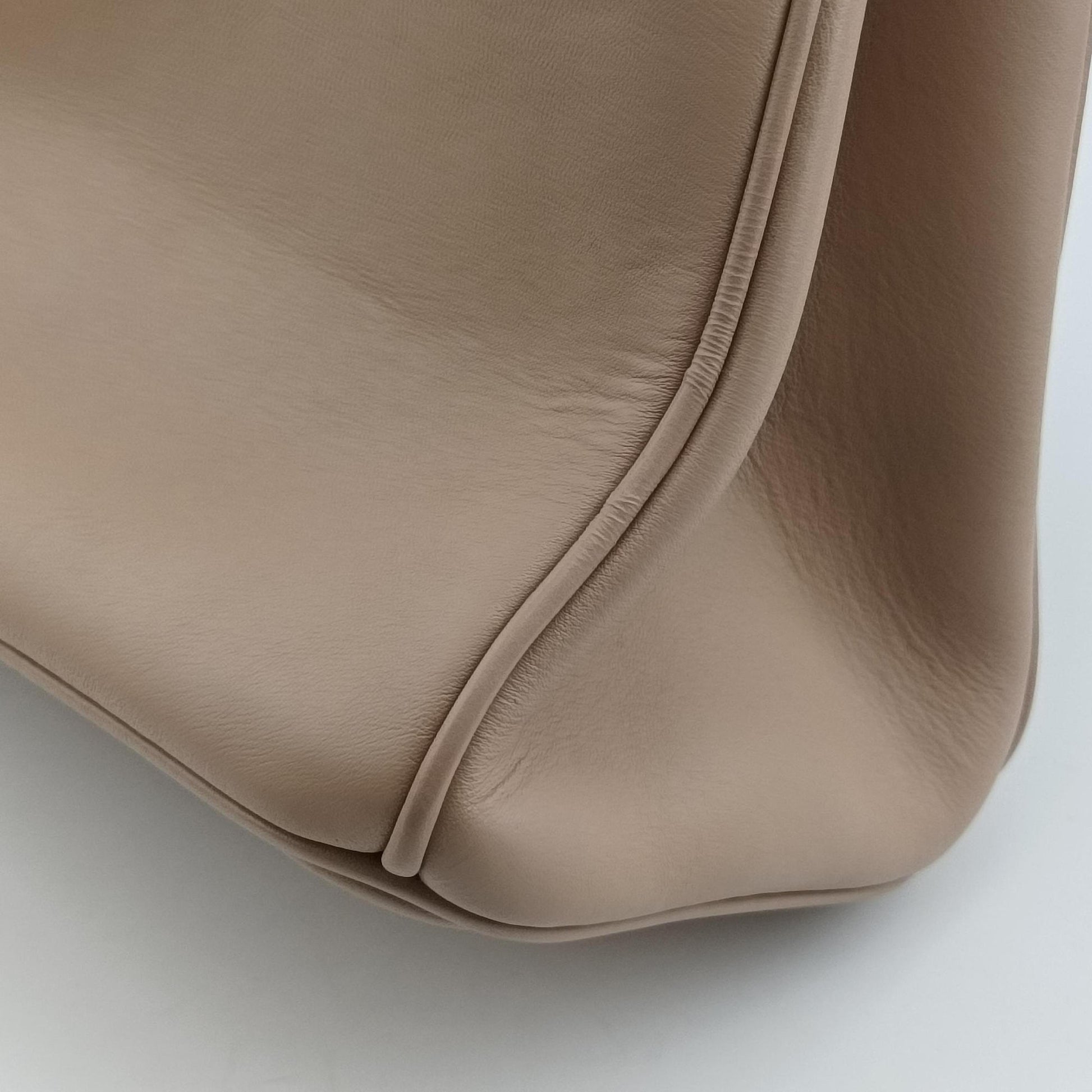 Diorissimo Beige Leather 09-MA-1102ディオリッシモ ベージュ レザー 09-MA-1102