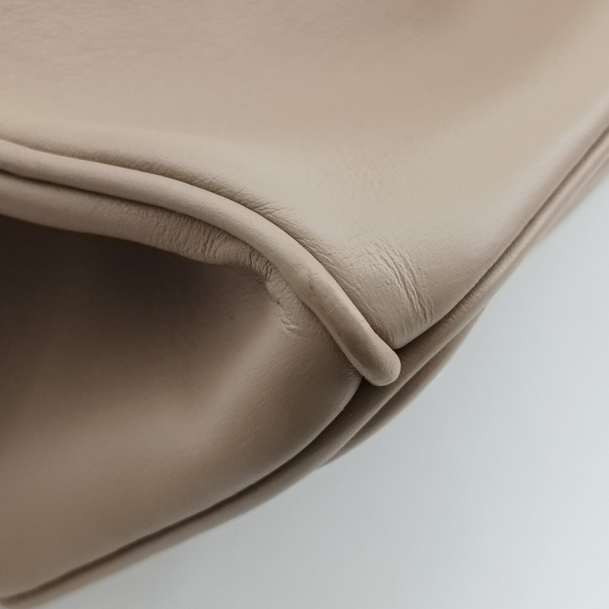 Diorissimo Beige Leather 09-MA-1102ディオリッシモ ベージュ レザー 09-MA-1102