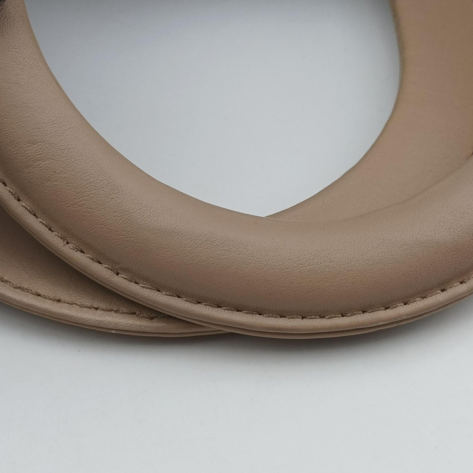 Diorissimo Beige Leather 09-MA-1102ディオリッシモ ベージュ レザー 09-MA-1102