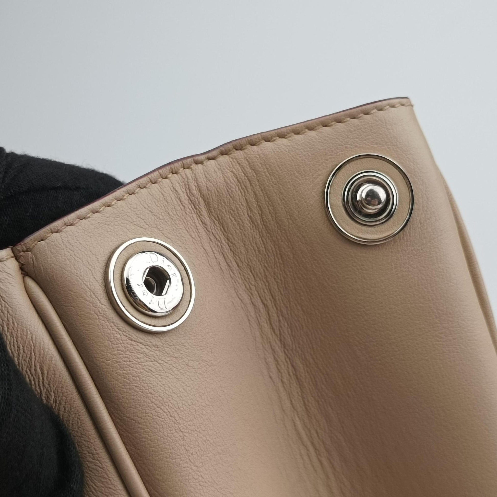 Diorissimo Beige Leather 09-MA-1102ディオリッシモ ベージュ レザー 09-MA-1102