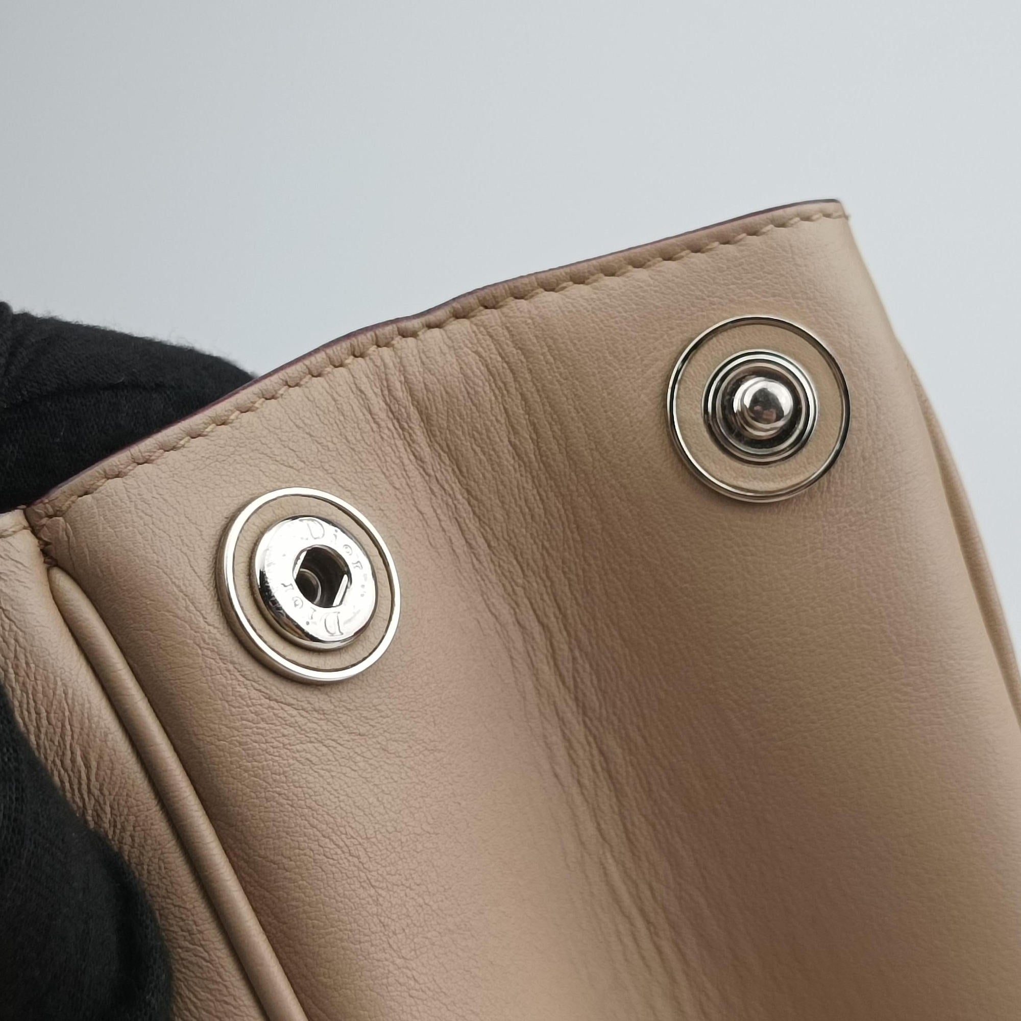 Diorissimo Beige Leather 09-MA-1102ディオリッシモ ベージュ レザー 09-MA-1102