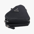 Triangle Logo Plate Black SAFFIANO Leather 1NR015 62トライアングルロゴ ブラック サフィアーノレザー 1NR015 62